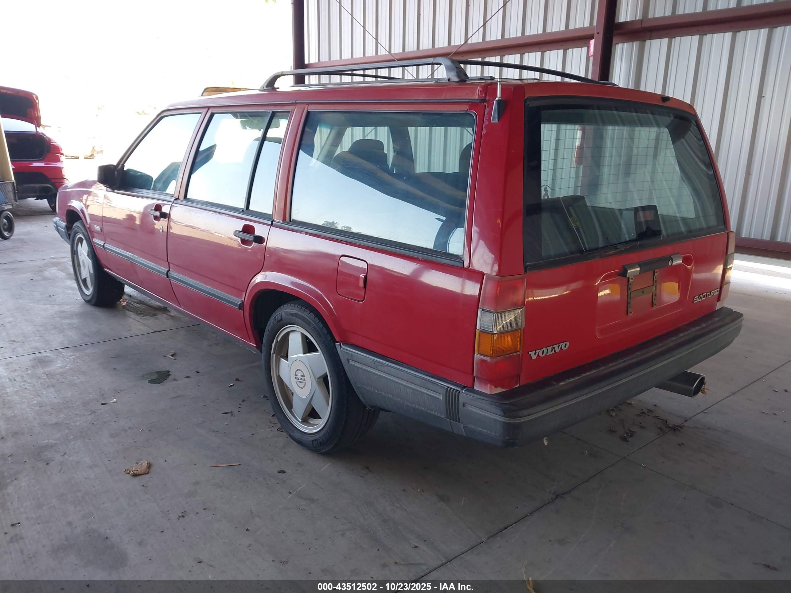 1993 Volvo 940   Red vin: YV1JW8713P1064080