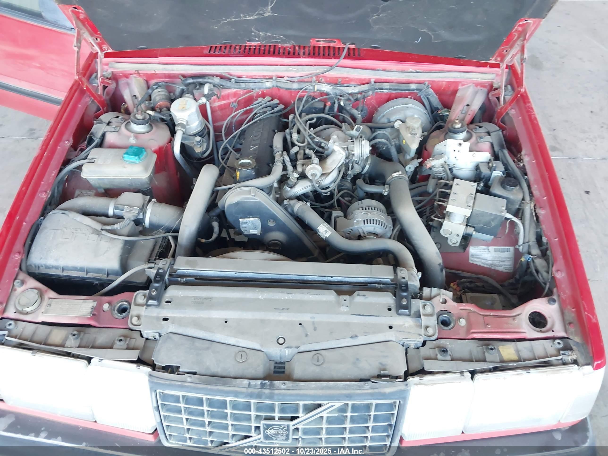 1993 Volvo 940   Red vin: YV1JW8713P1064080