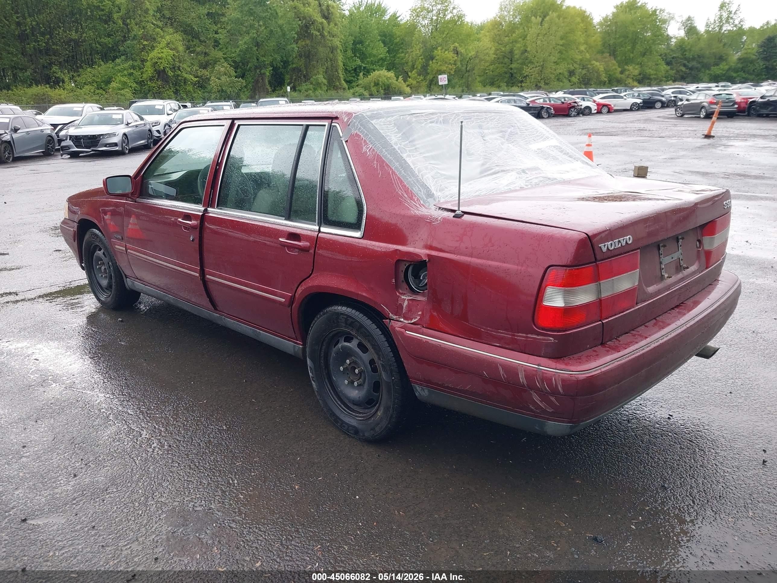 1997 Volvo 960   Red vin: YV1KS9602V1121171