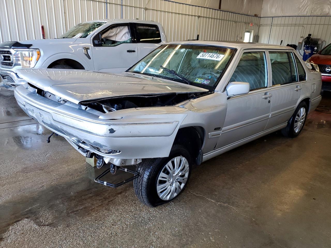 1998 Volv S90 Silver vin: YV1KS9602W1141695