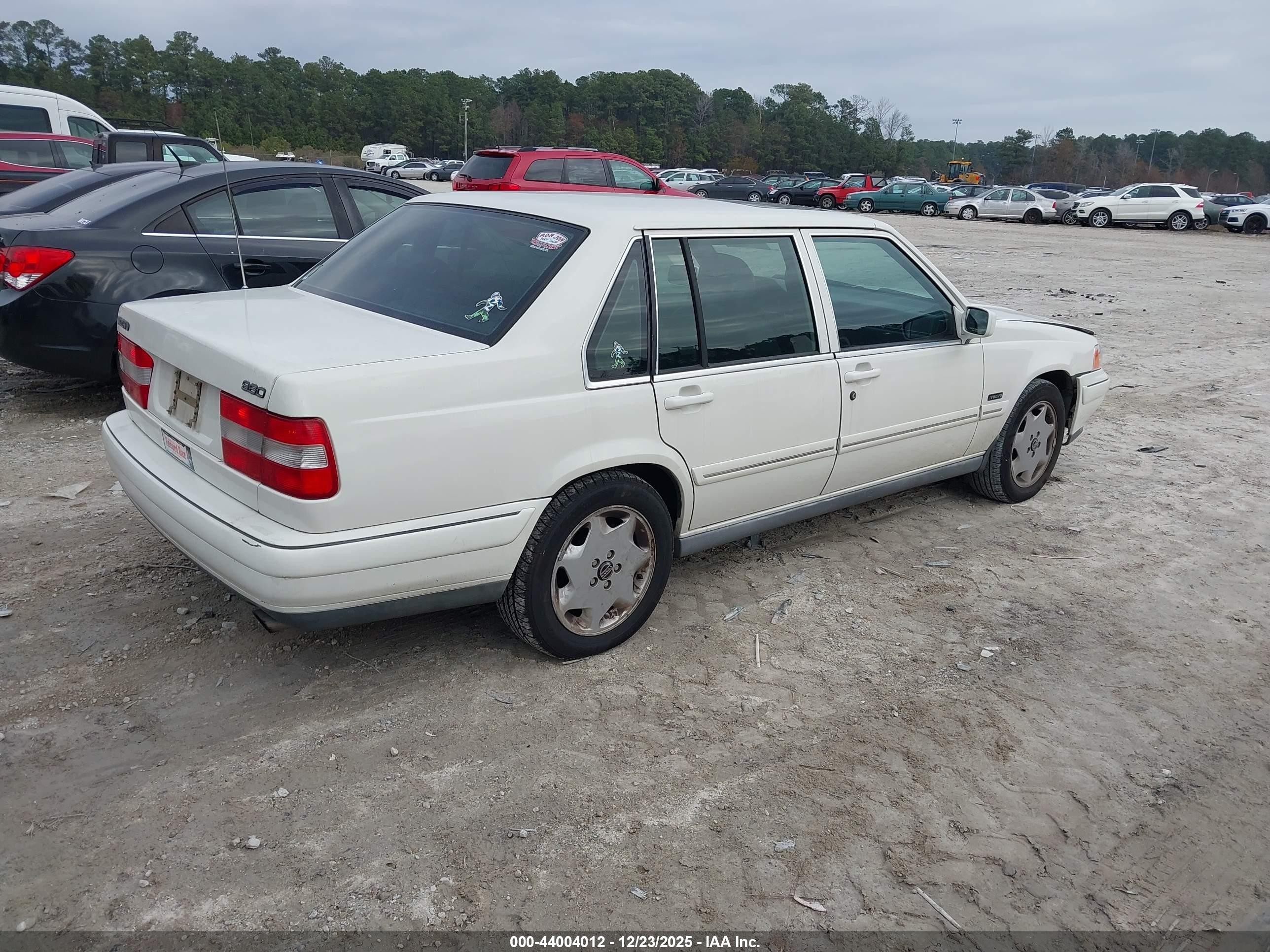 1997 Volvo 960   Белый vin: YV1KS9603V1101303