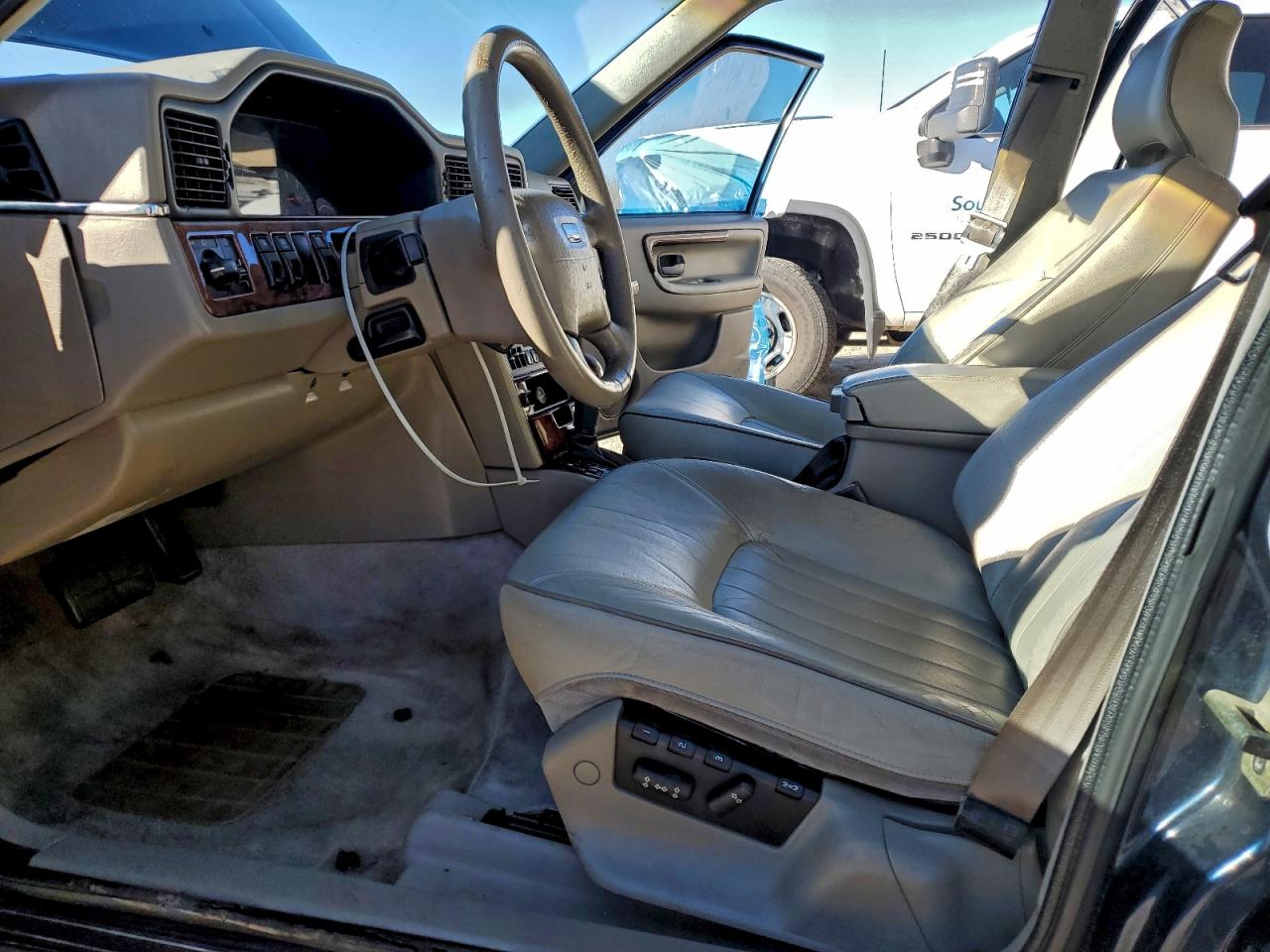 1998 Volvo S90 Blue vin: YV1KS9608W1135433