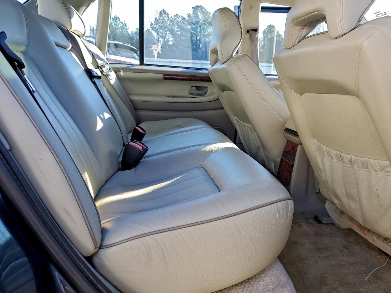 1998 Volvo S90 Blue vin: YV1KS9608W1135433