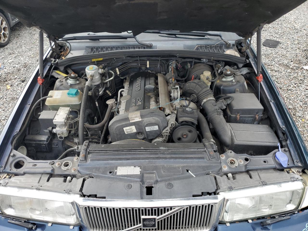 1998 Volvo S90    Синий vin: YV1KS960XW1129536