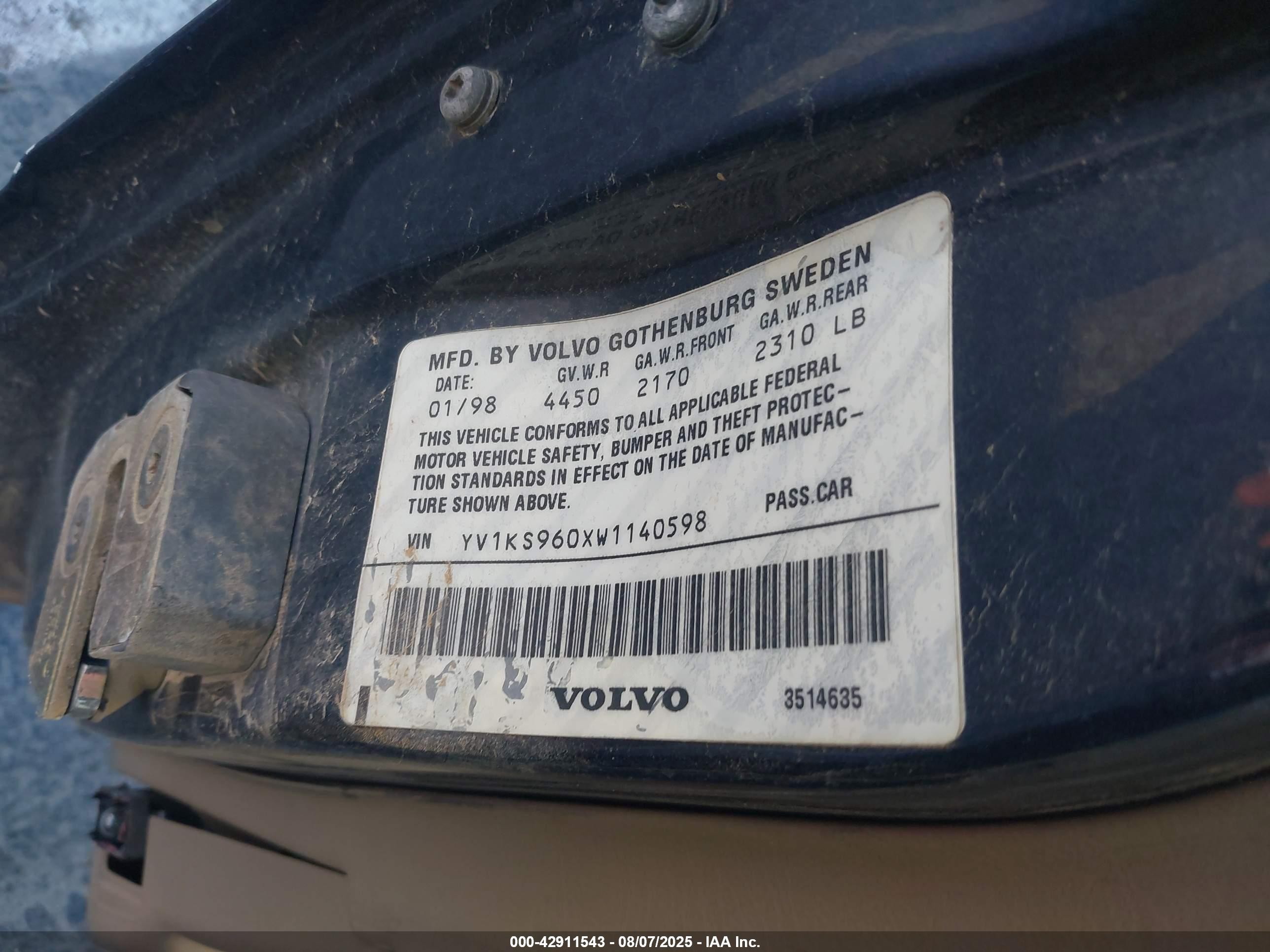 1998 Volvo S90   Blue vin: YV1KS960XW1140598