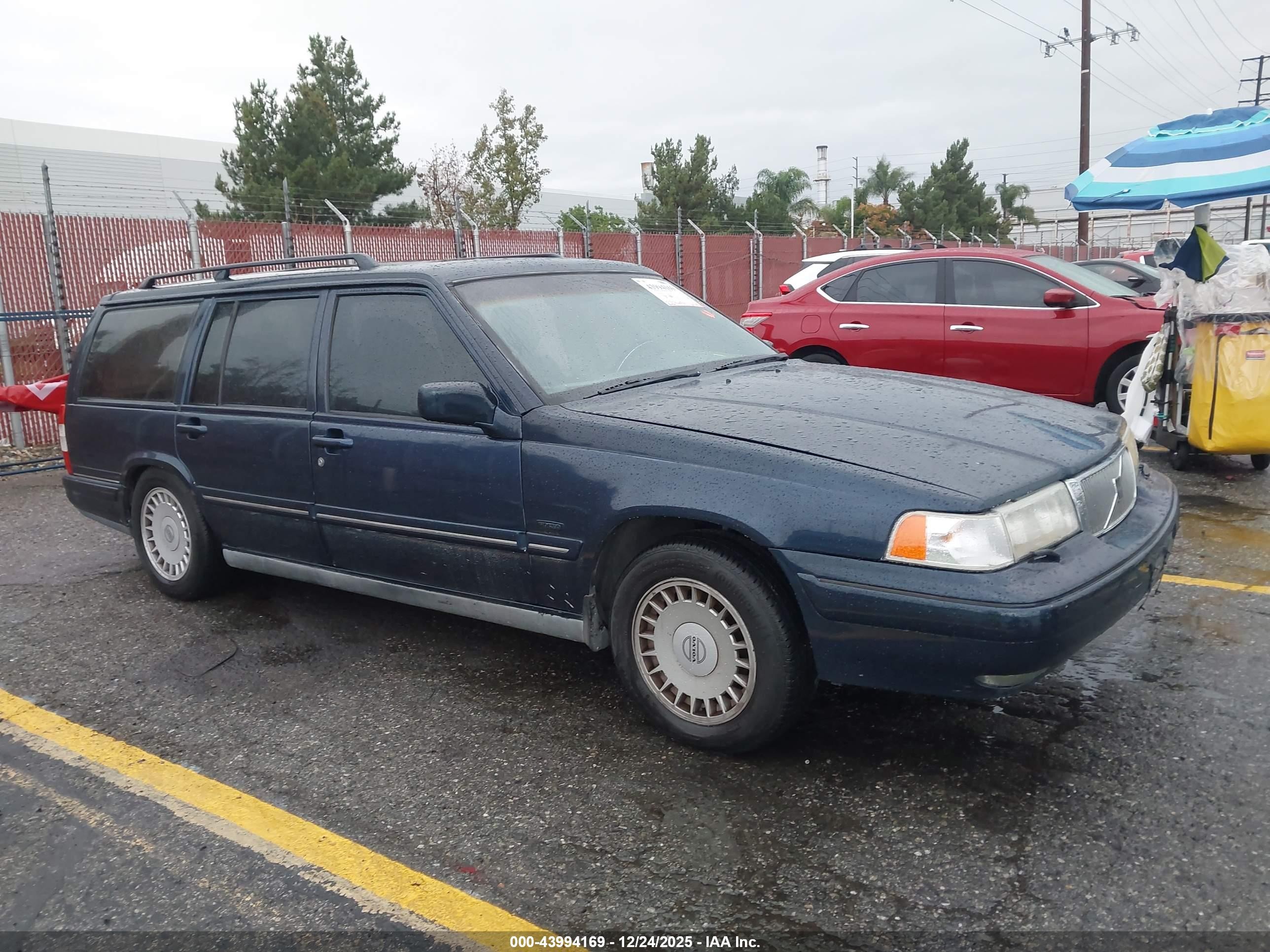 1998 Volvo V90   Blue vin: YV1KW9600W1051465