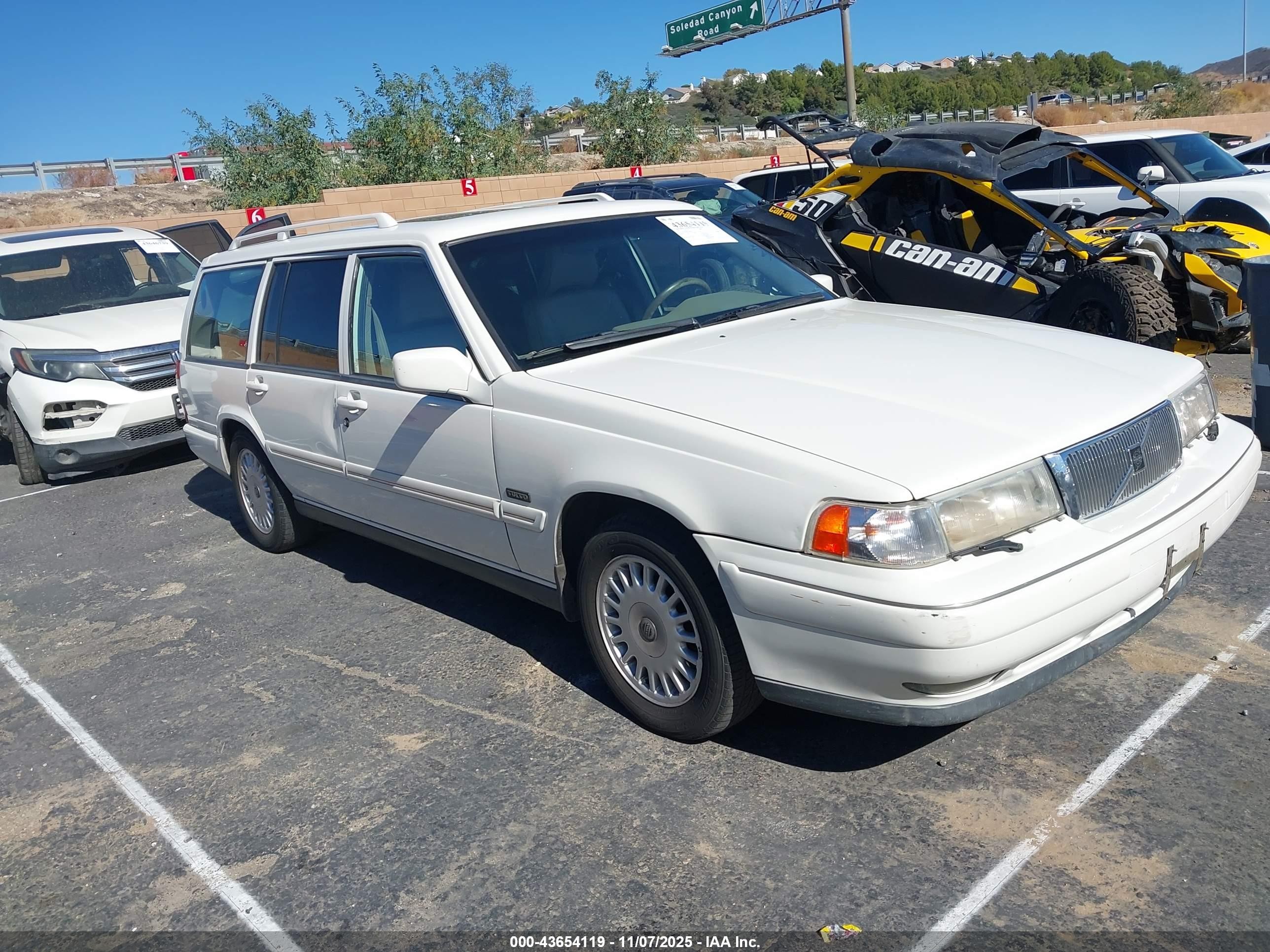 YV1KW9604V1044291