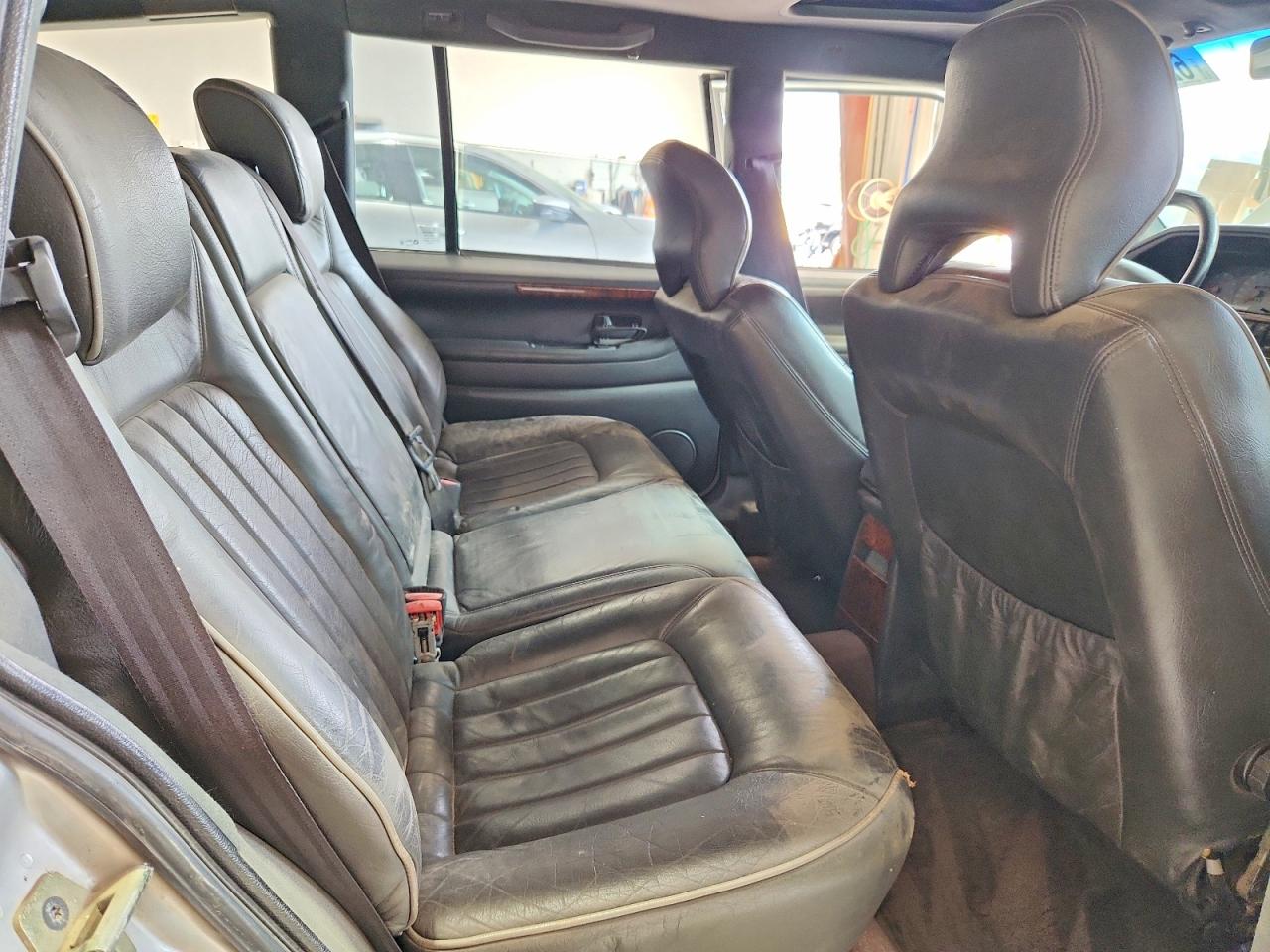 1998 Volvo V90 Silver vin: YV1KW9604W1045278