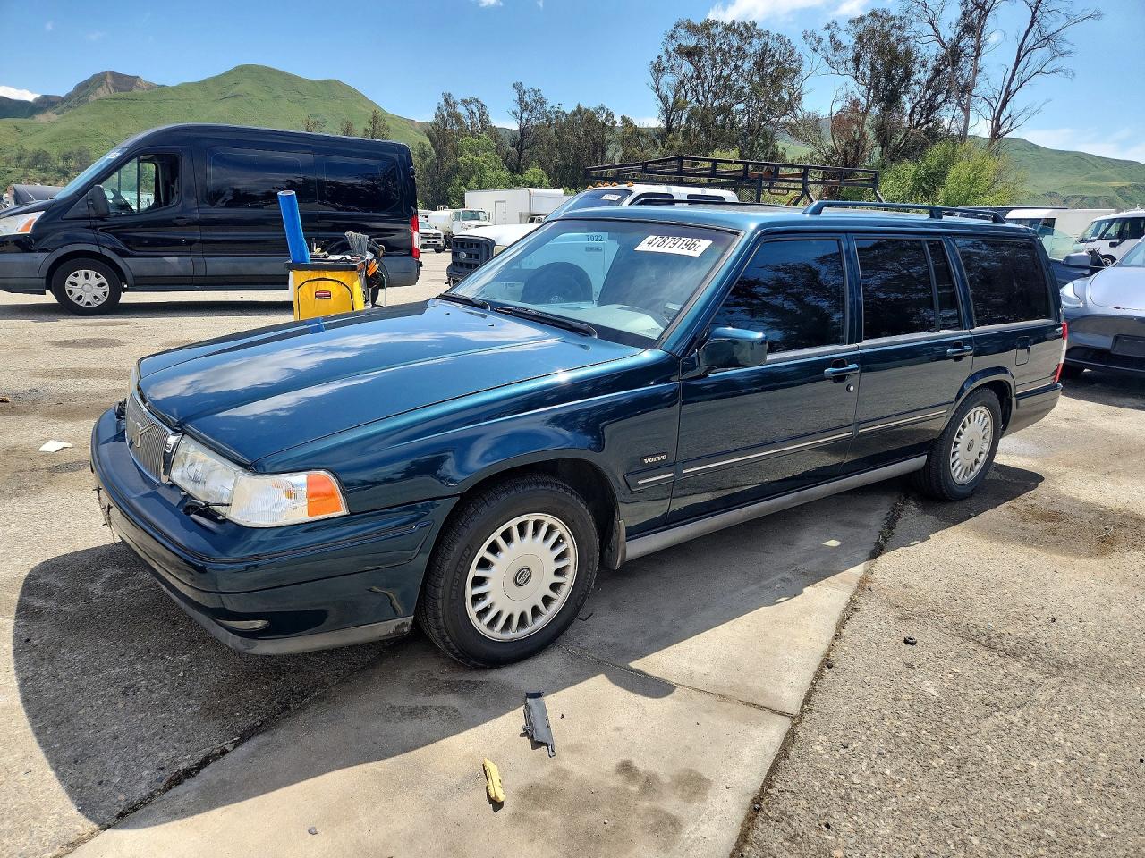 YV1KW9609V1037272