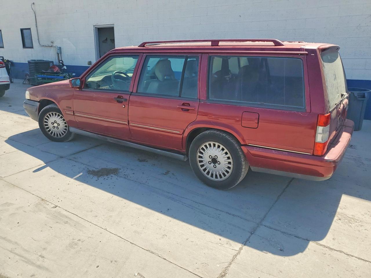 1997 Volvo 960 Red vin: YV1KW9609V1044609