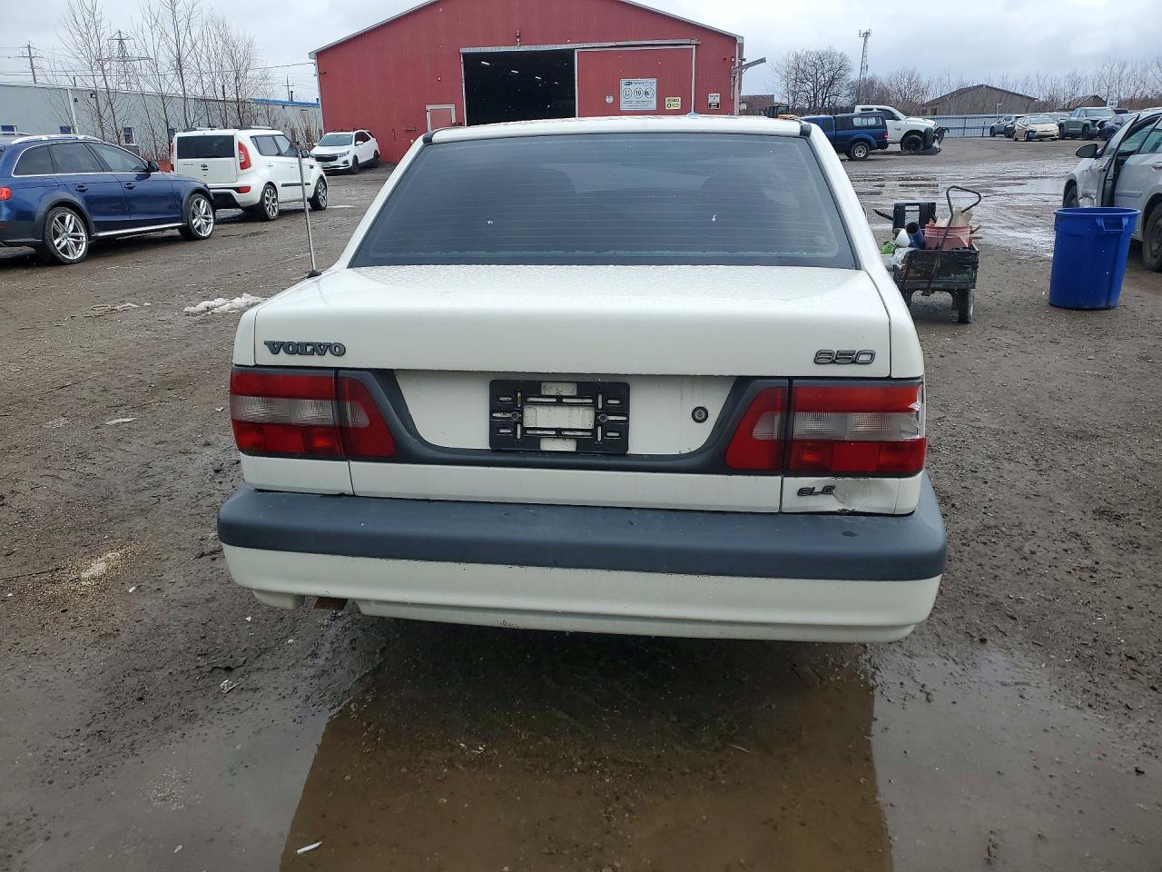1995 Volvo 850 White vin: YV1LS5109S1258625