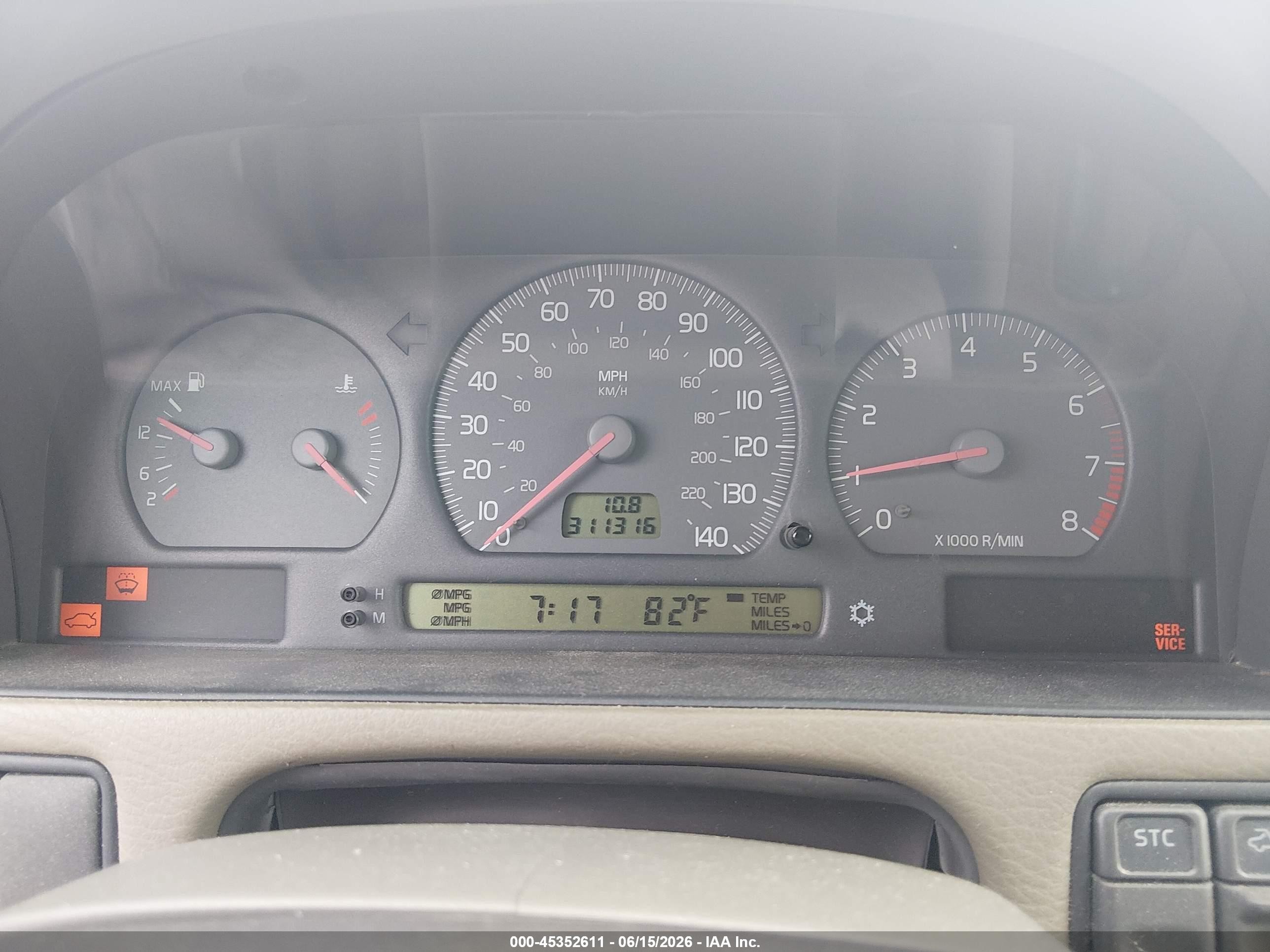 1999 Volvo S70 T5 Tan vin: YV1LS53D1X1596964