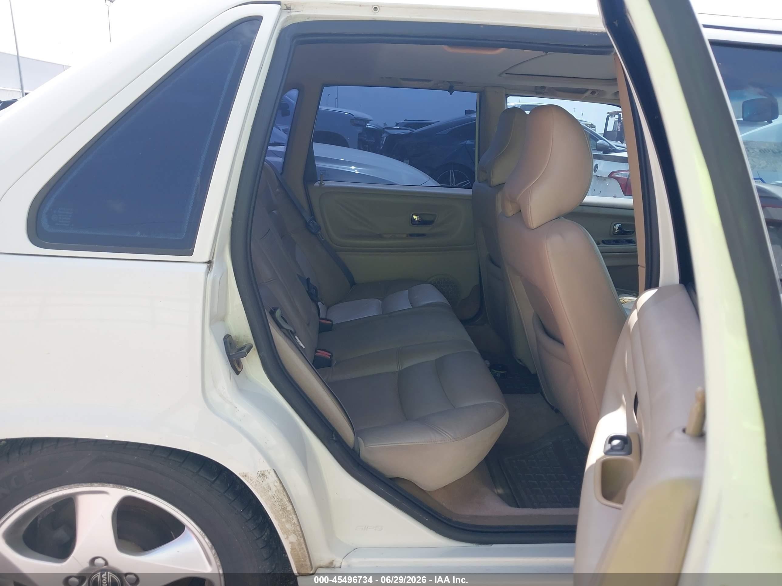 1999 Volvo S70 T5 White vin: YV1LS53D4X2587119