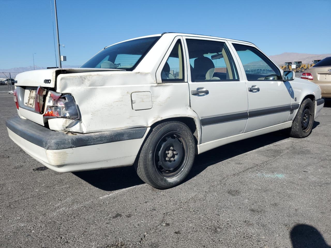 1995 Volvo 850 Base White vin: YV1LS5516S1204900