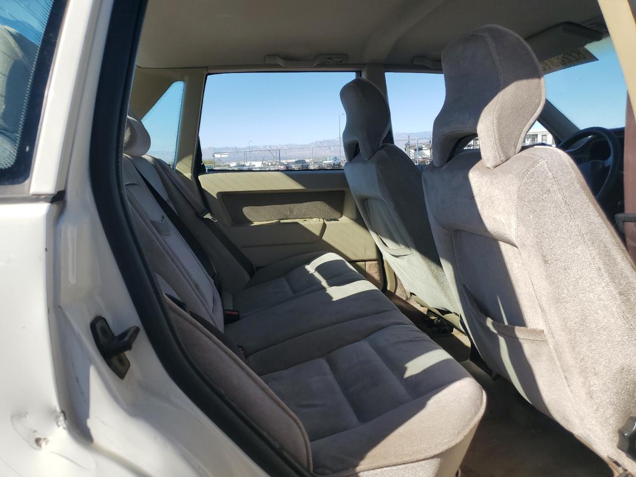 1995 Volvo 850 Base White vin: YV1LS5516S1204900