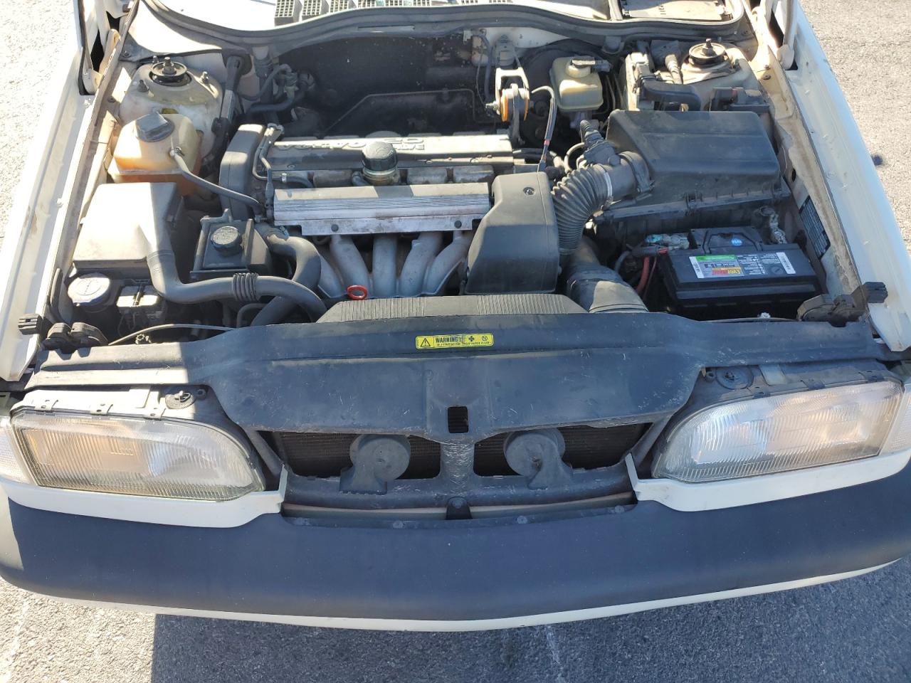 1995 Volvo 850 Base White vin: YV1LS5516S1204900