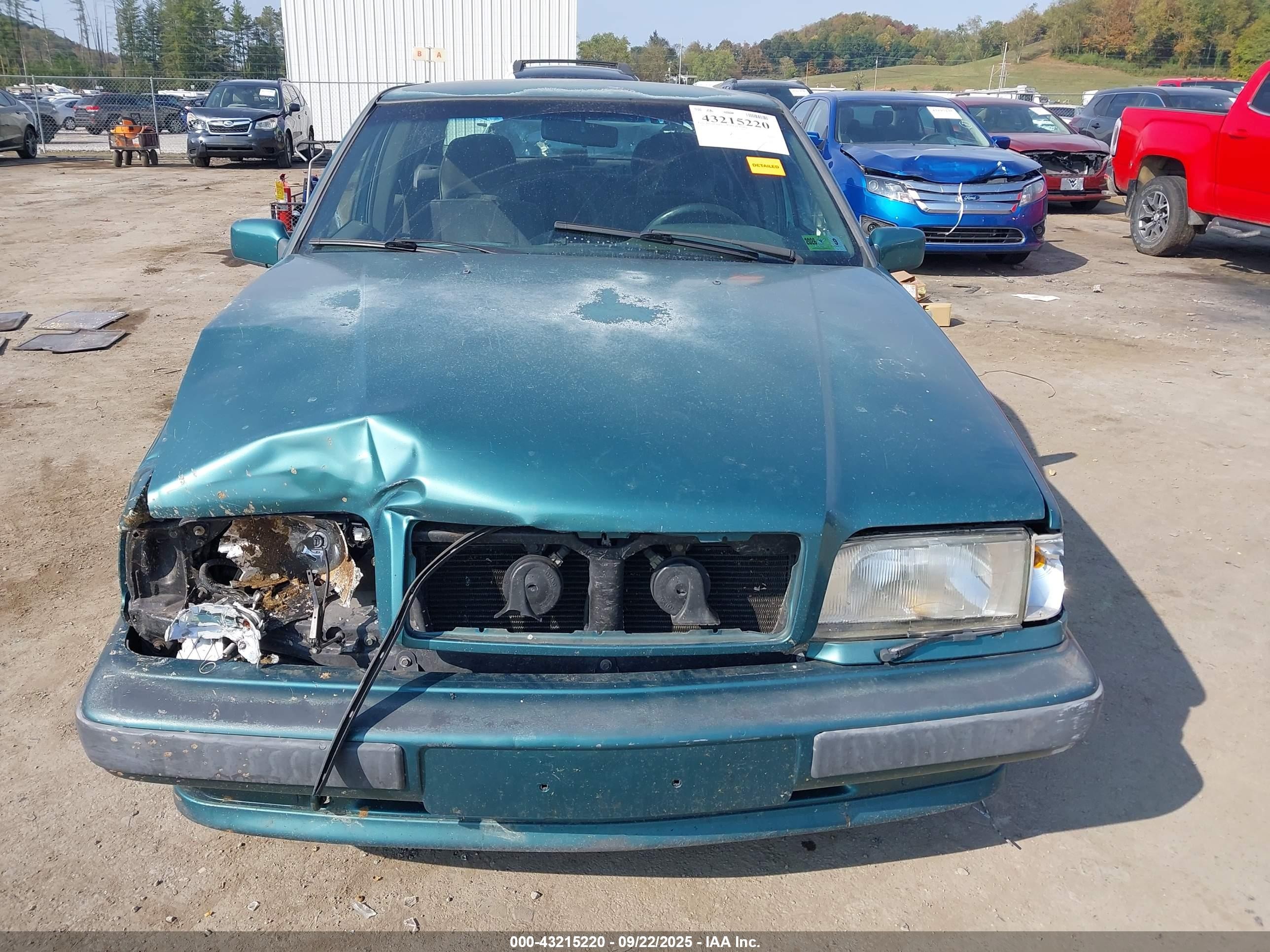 1994 Volvo 850   Green vin: YV1LS5521R2159829