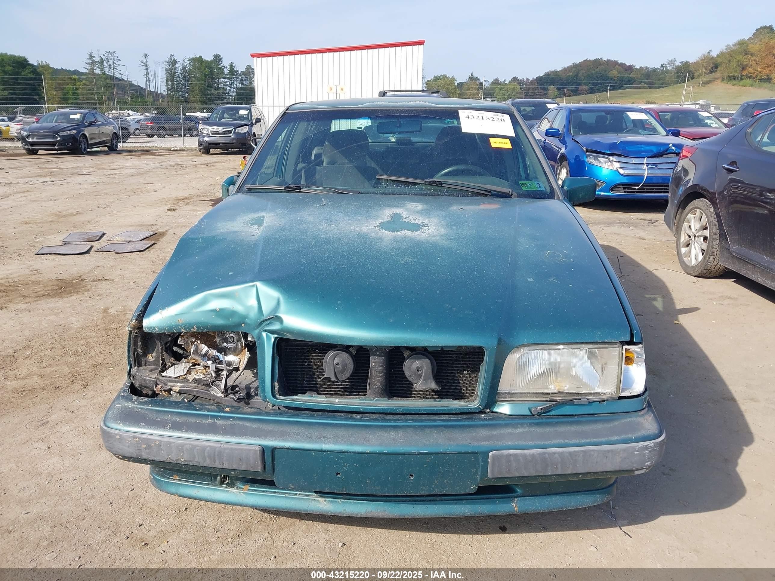 1994 Volvo 850   Green vin: YV1LS5521R2159829
