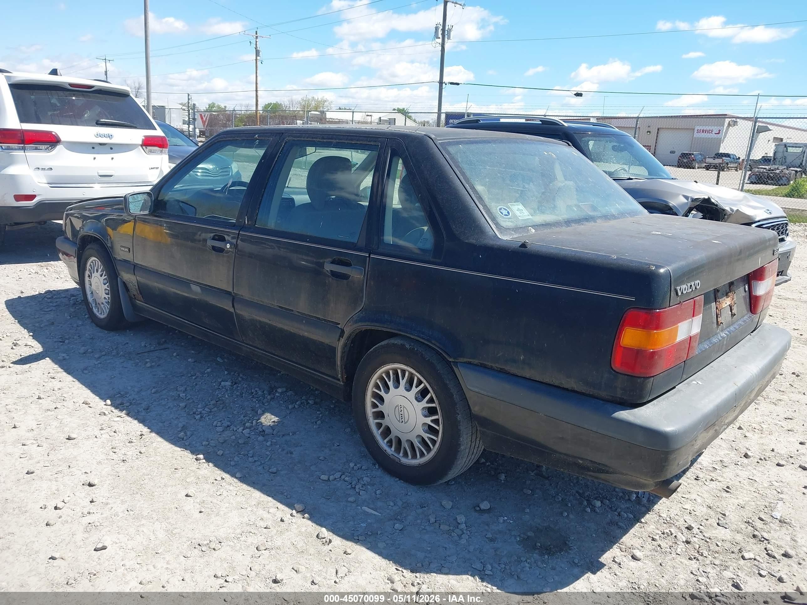1994 Volvo 850   Black vin: YV1LS5527R2103085