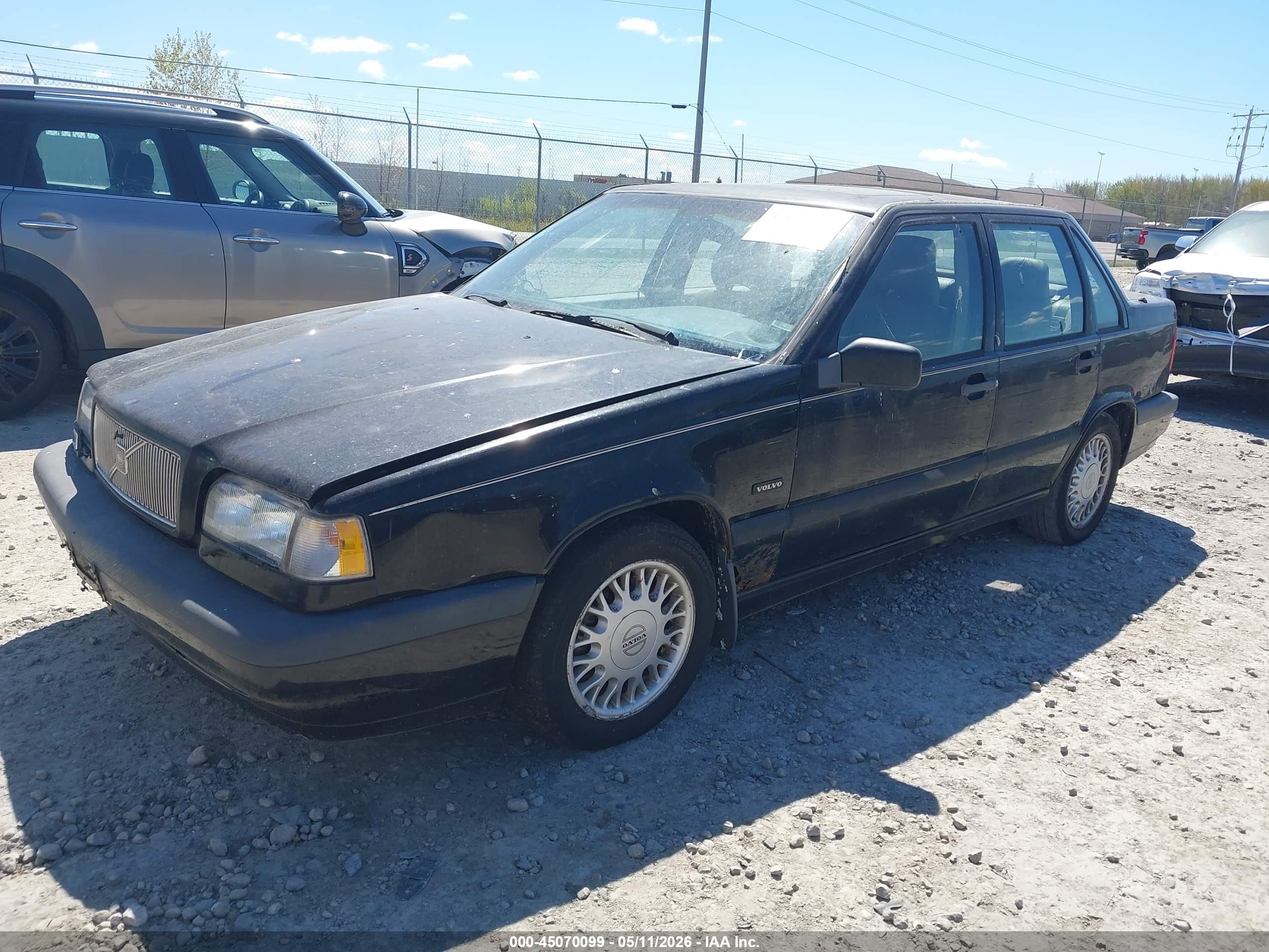 1994 Volvo 850   Black vin: YV1LS5527R2103085