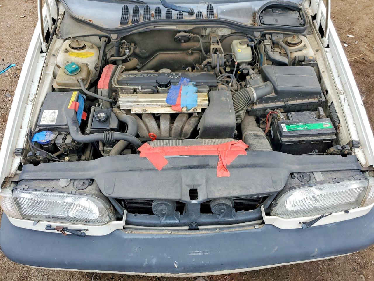 1994 Volvo 850 White vin: YV1LS5527R2126219