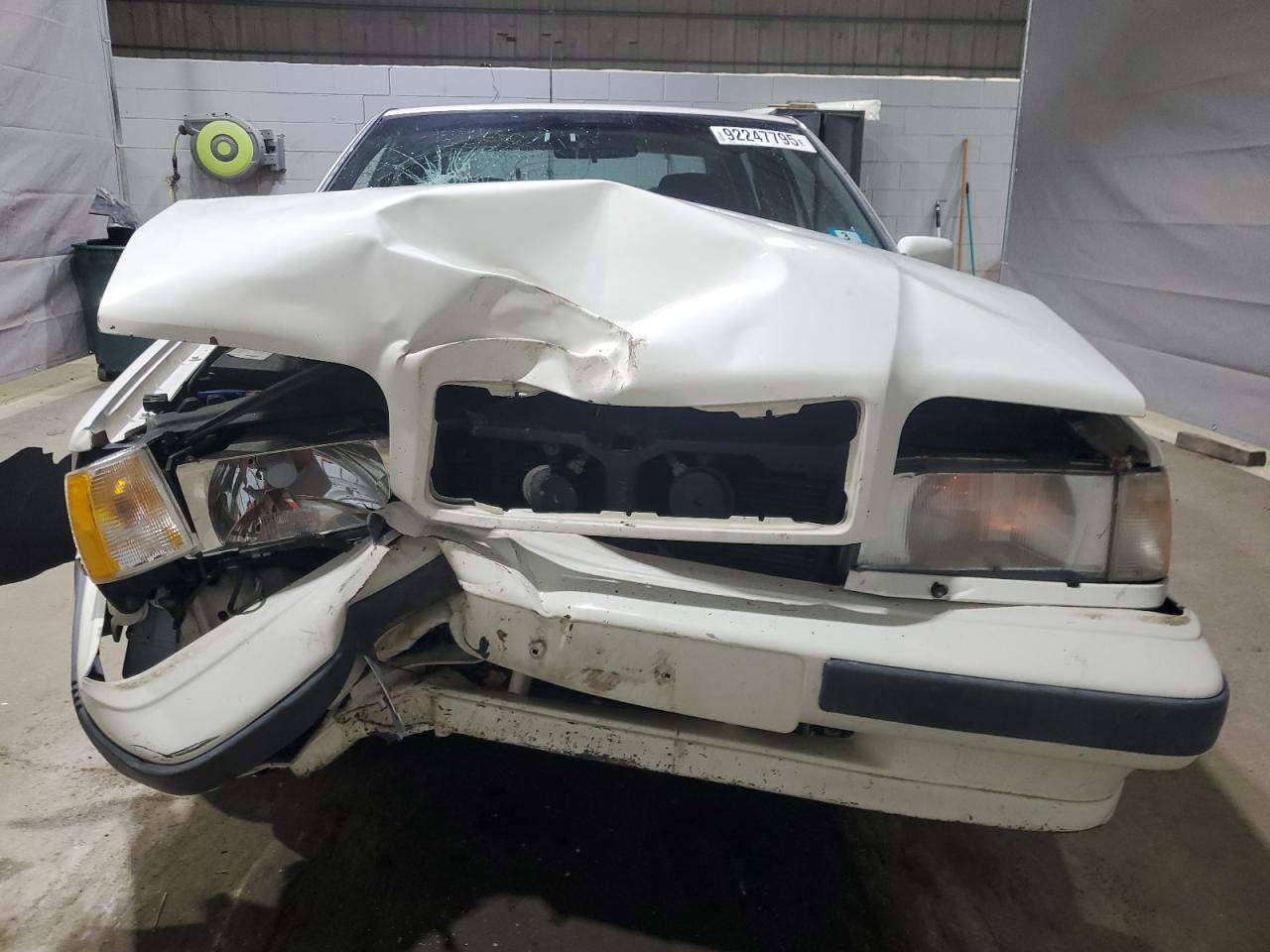 1994 Volvo 850 White vin: YV1LS5529R2155883