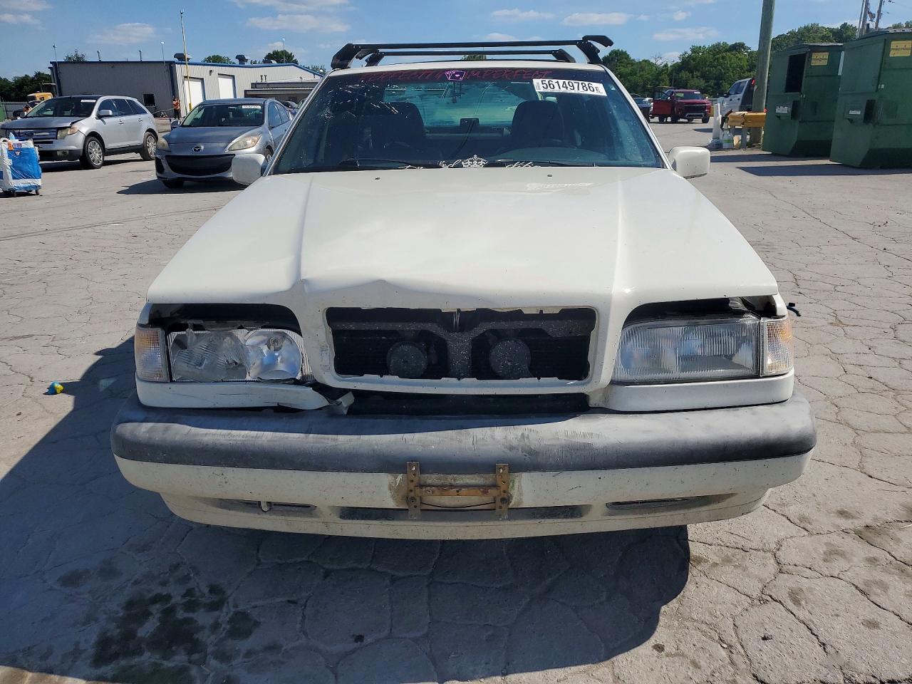 1996 Volvo 850 Base White vin: YV1LS5552T1301869
