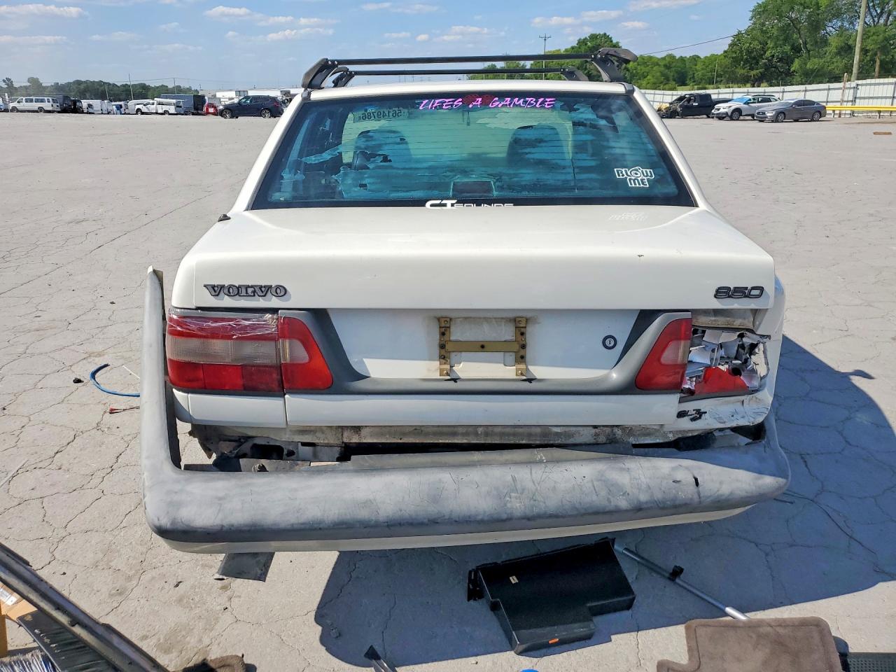 1996 Volvo 850 Base White vin: YV1LS5552T1301869