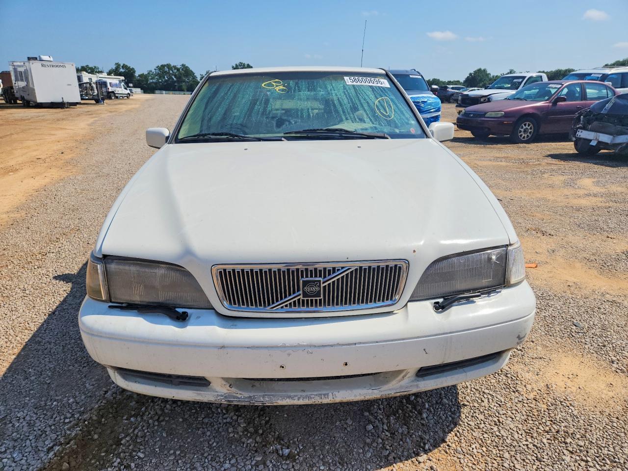 1998 Volvo S70 White vin: YV1LS5570W1502319