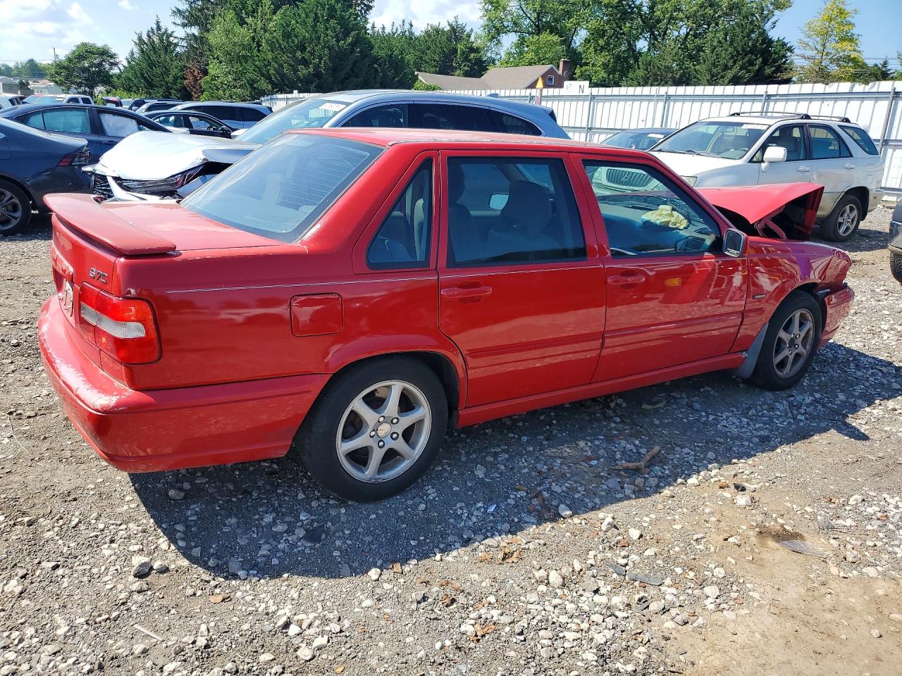 1998 Volvo S70 Red vin: YV1LS5576W2543533