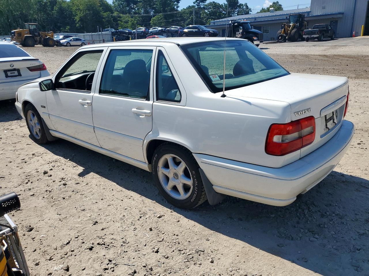 1998 Volvo S70 White vin: YV1LS5579W2549682