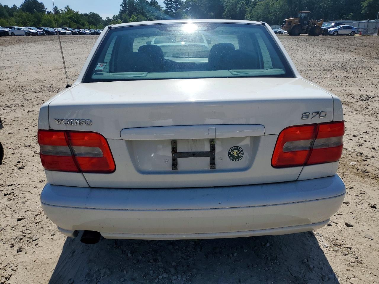 1998 Volvo S70 White vin: YV1LS5579W2549682