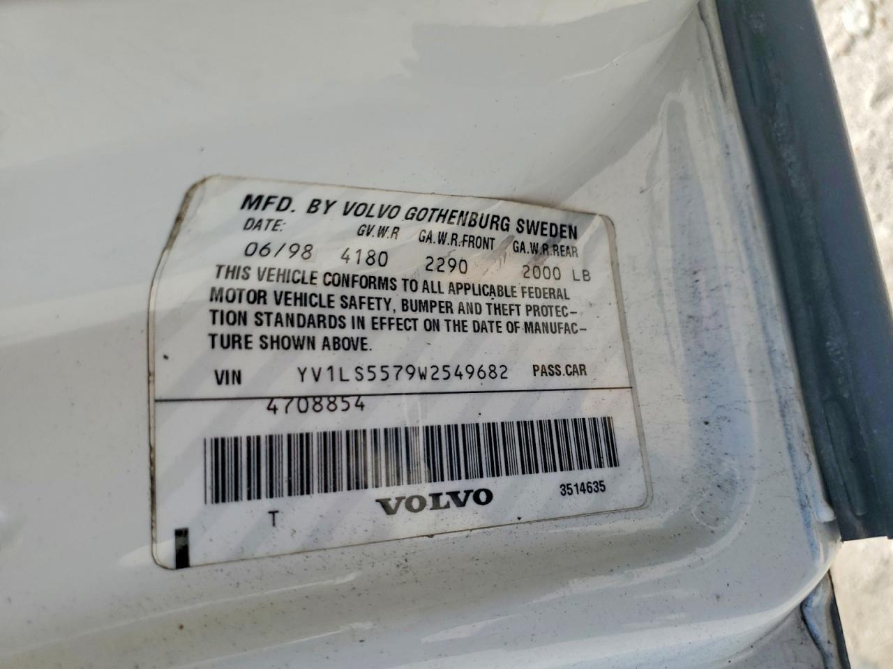 1998 Volvo S70 White vin: YV1LS5579W2549682