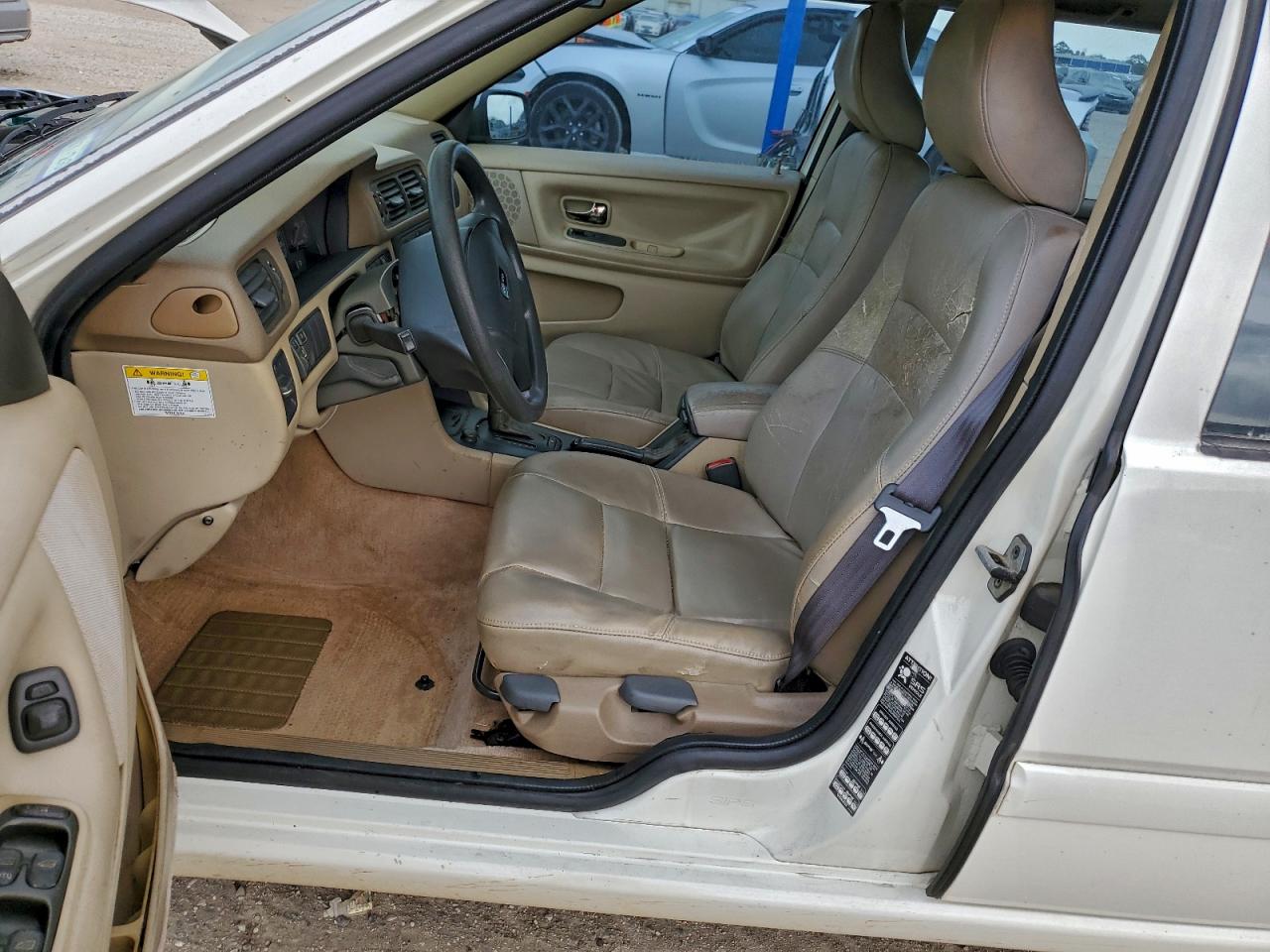 1999 Volvo S70 White vin: YV1LS55A0X1599311