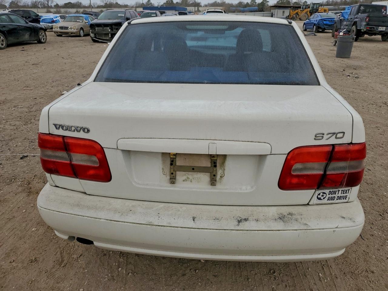 1999 Volvo S70 White vin: YV1LS55A0X1599311