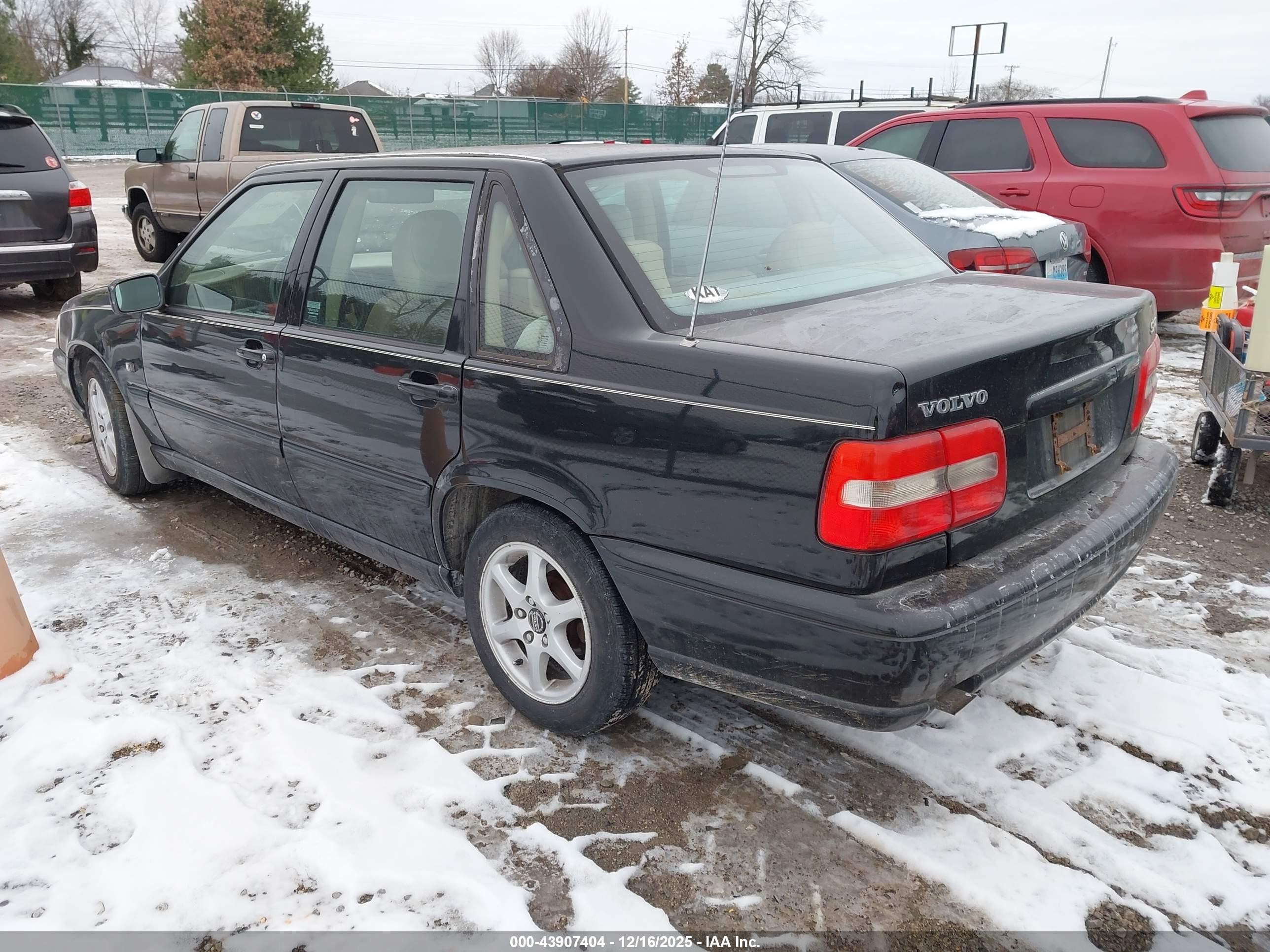 1999 Volvo S70   Black vin: YV1LS55A1X2615526