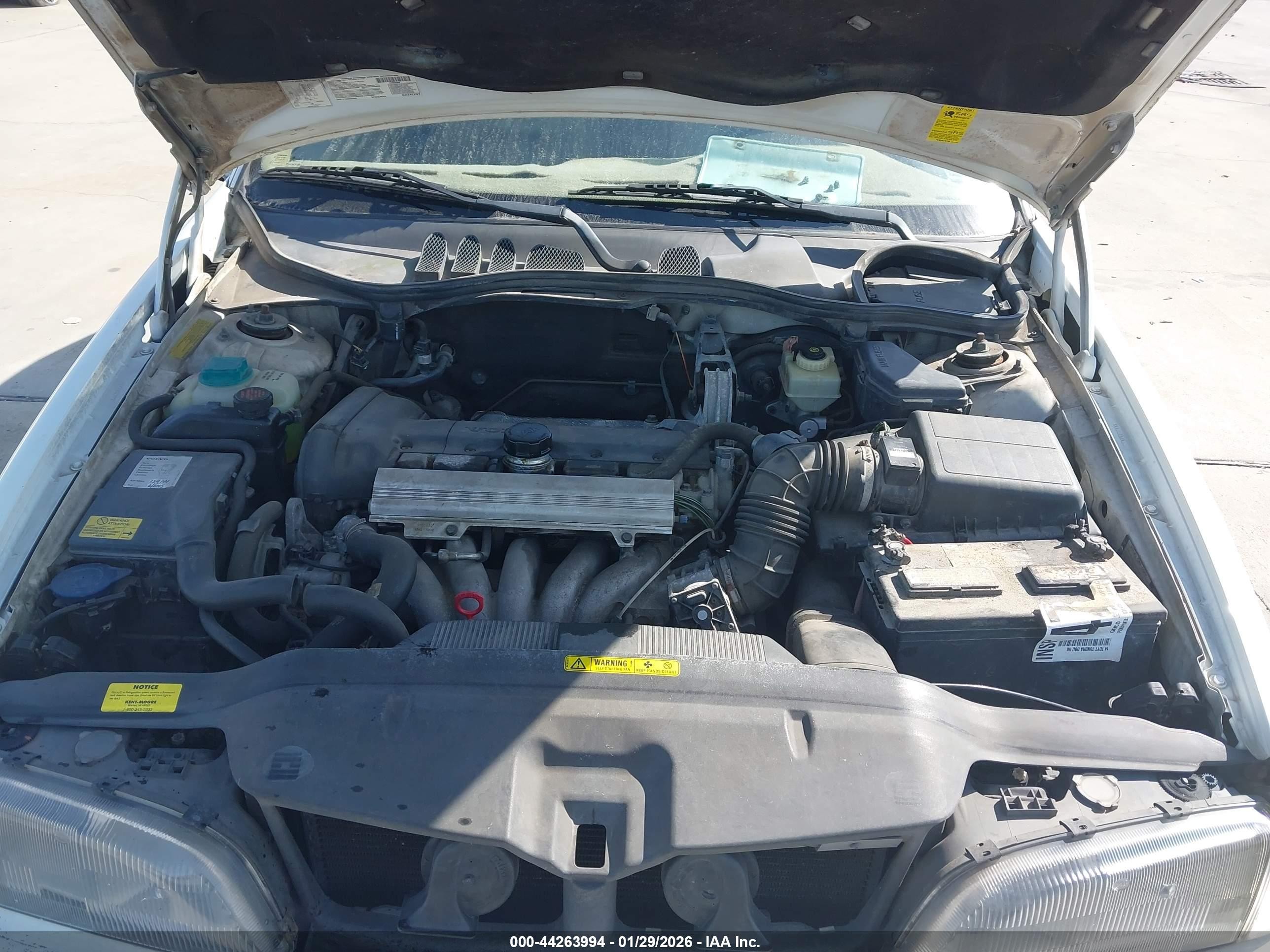 1999 Volvo S70   White vin: YV1LS55A3X1569087