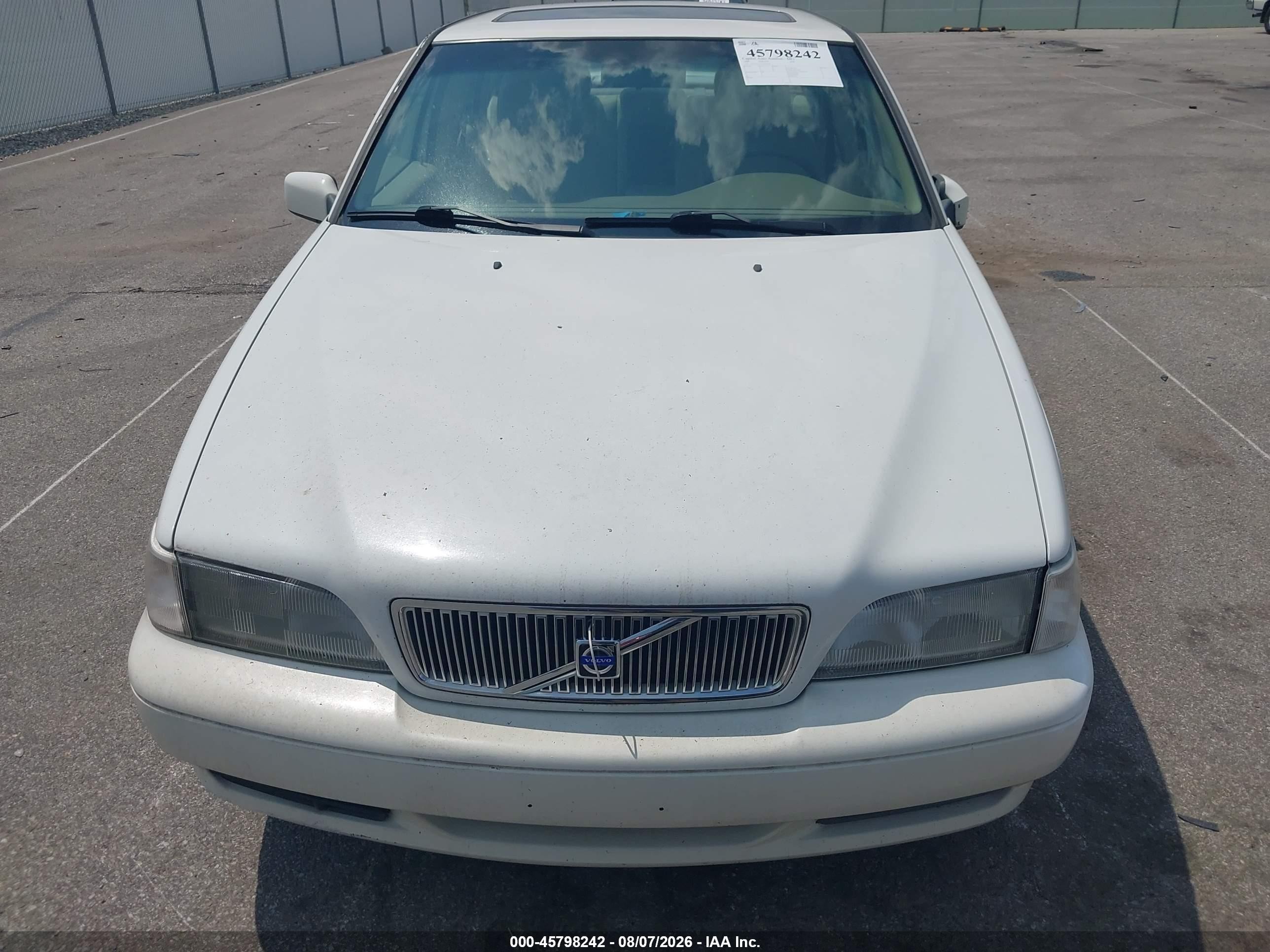 1999 Volvo S70   White vin: YV1LS55A3X2616693