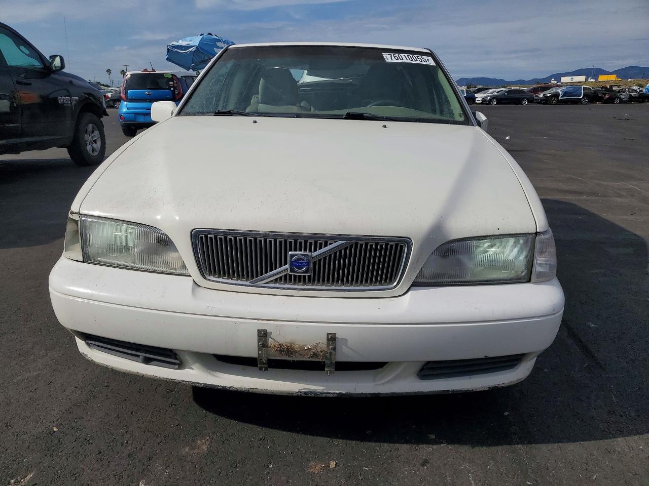 1999 Volv S70 White vin: YV1LS55A5X1586506