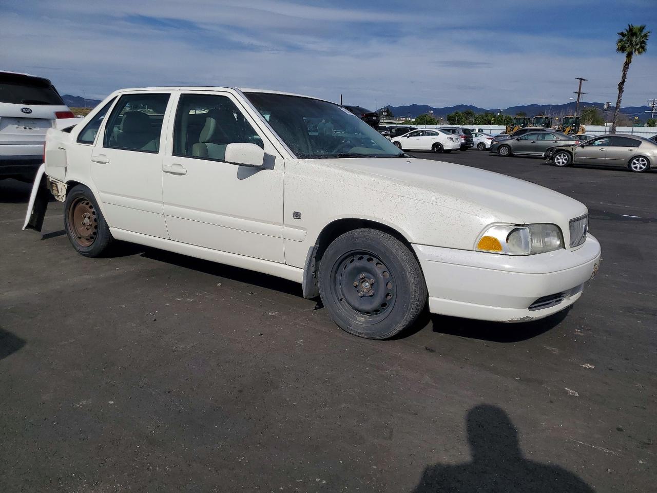 1999 Volv S70 White vin: YV1LS55A5X1586506