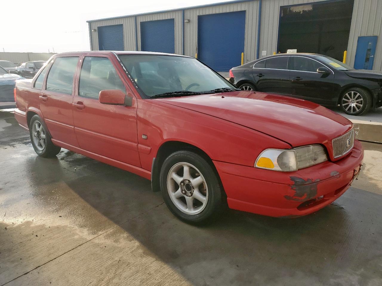 1999 Volvo S70 Red vin: YV1LS55A6X2619667