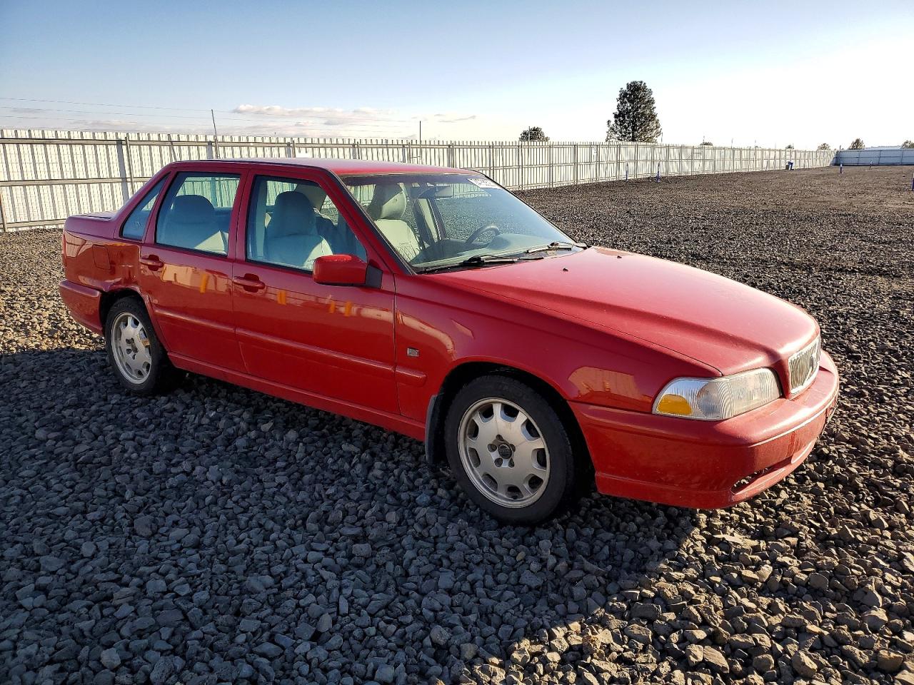 1999 Volv S70 Red vin: YV1LS55A7X2616163