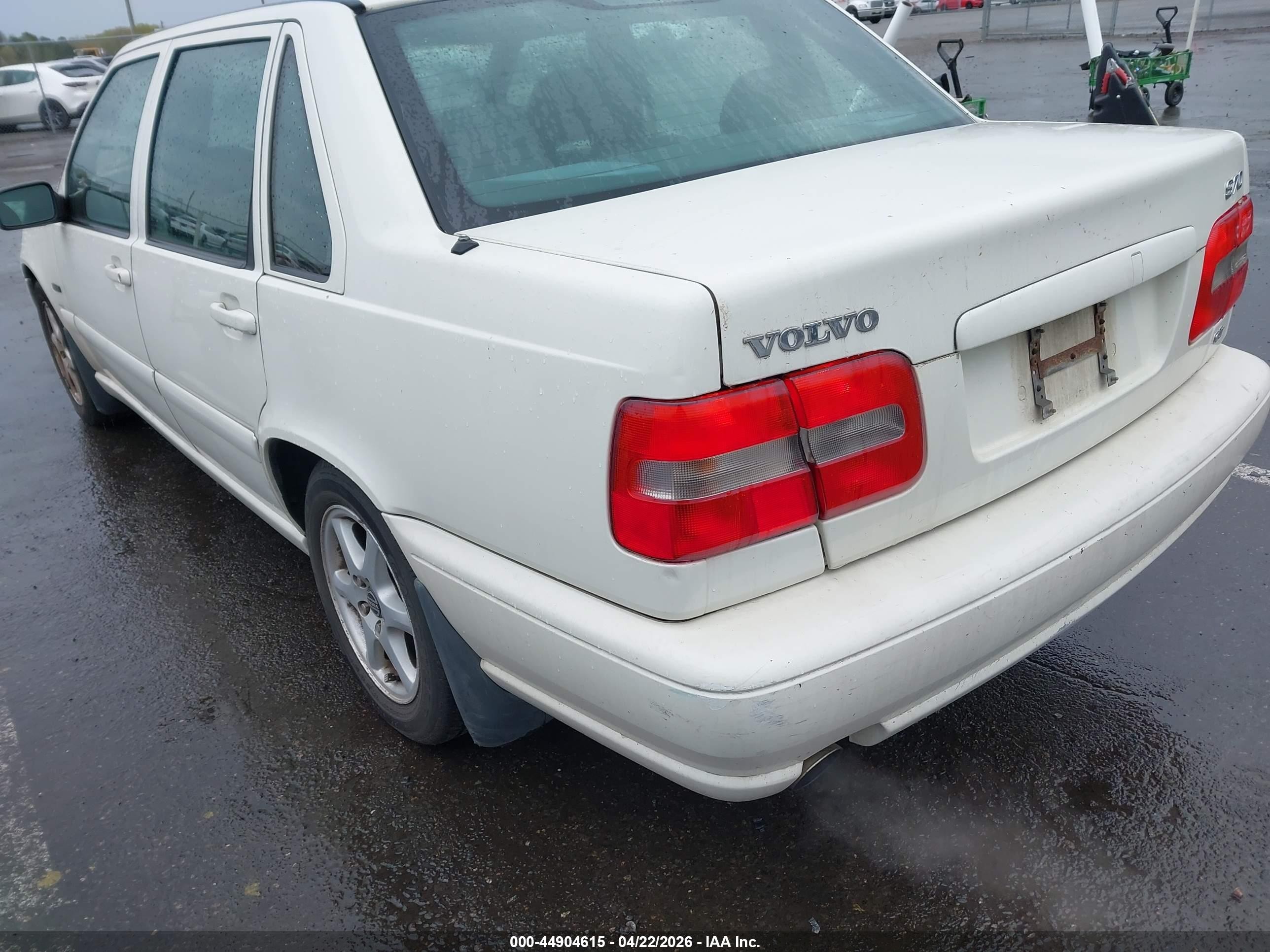 1998 Volvo S70 Glt White vin: YV1LS5671W1518107