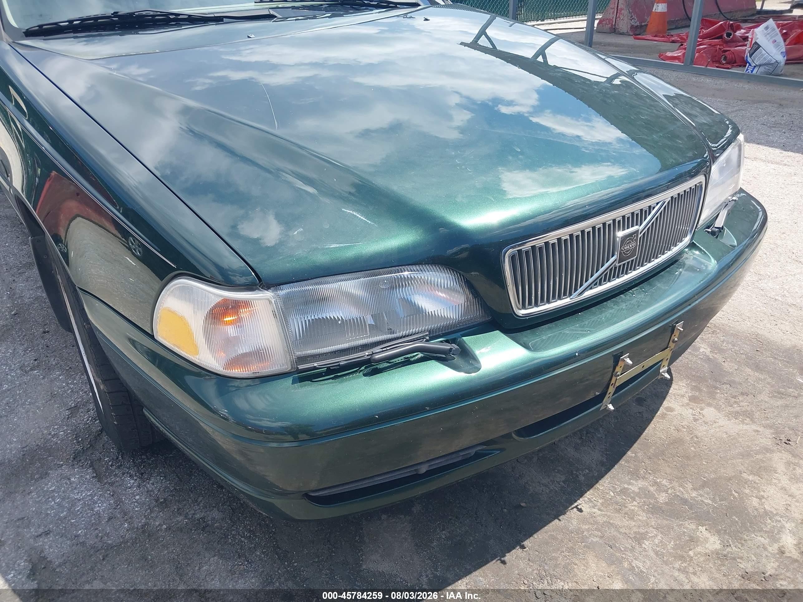 1998 Volvo S70 Glt Green vin: YV1LS5675W3525047