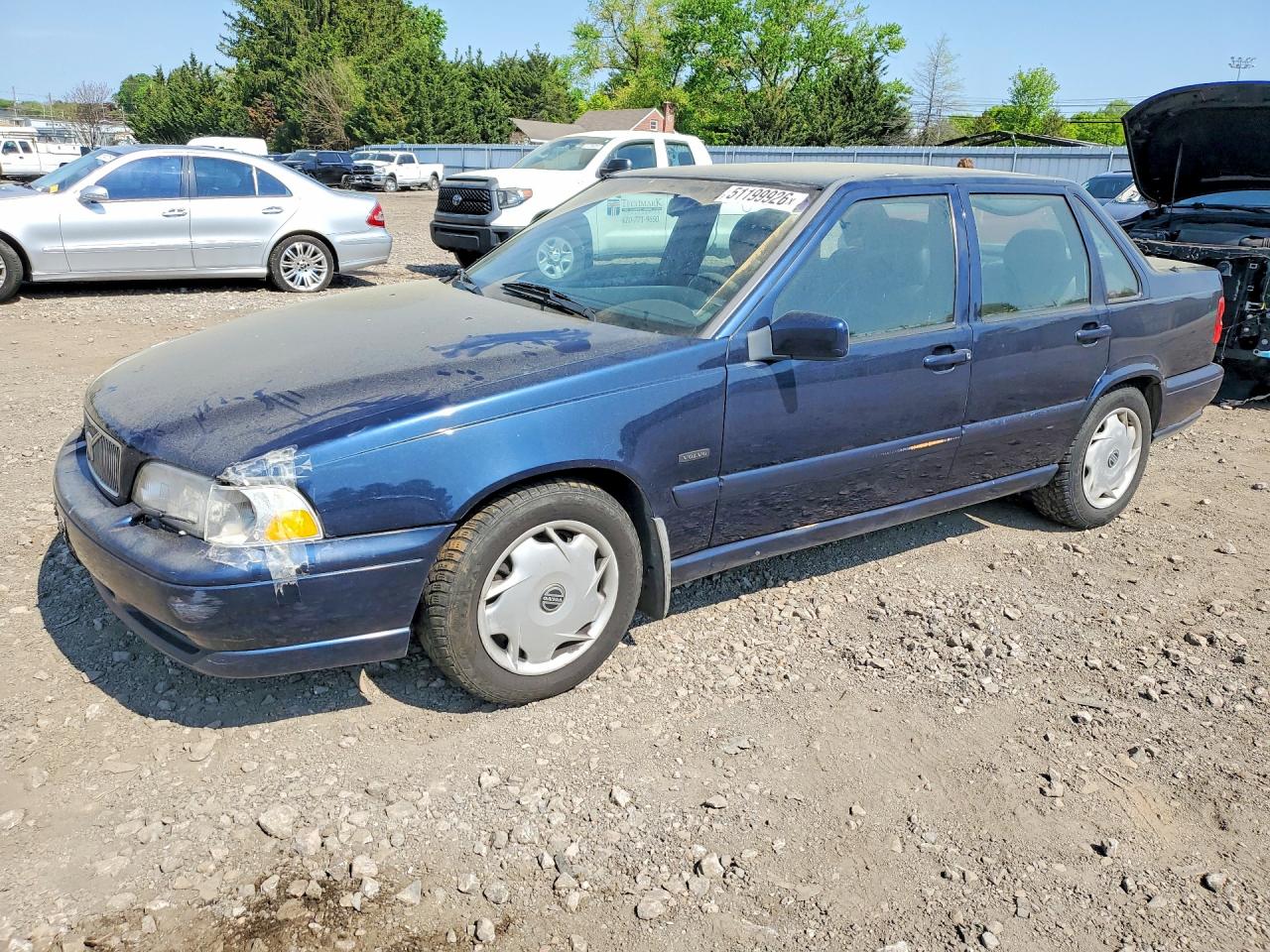 YV1LS5678W2472379