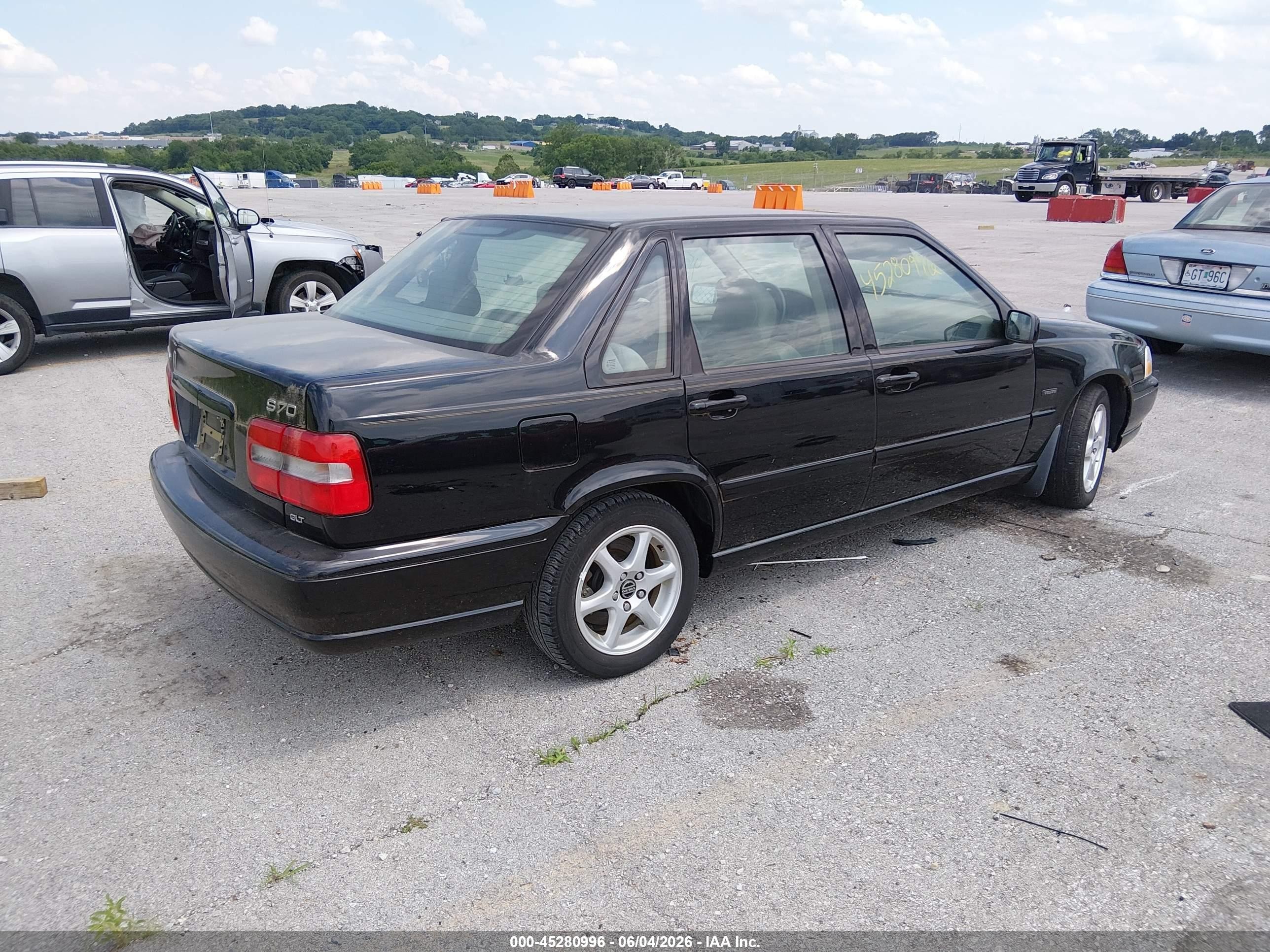 1998 Volvo S70 Glt Black vin: YV1LS567XW2497803
