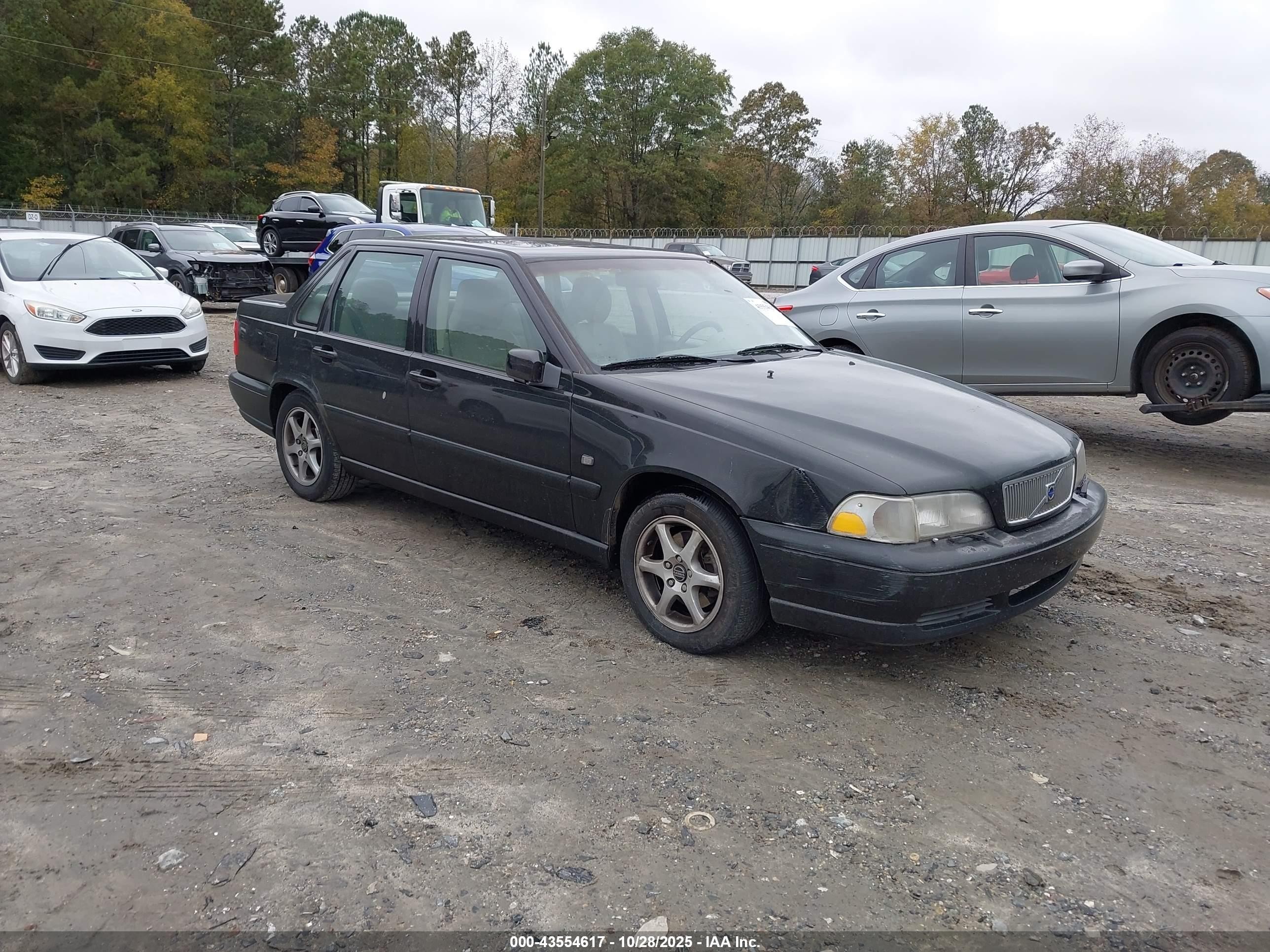 1999 Volvo S70 Glt Black vin: YV1LS56D2X1570918
