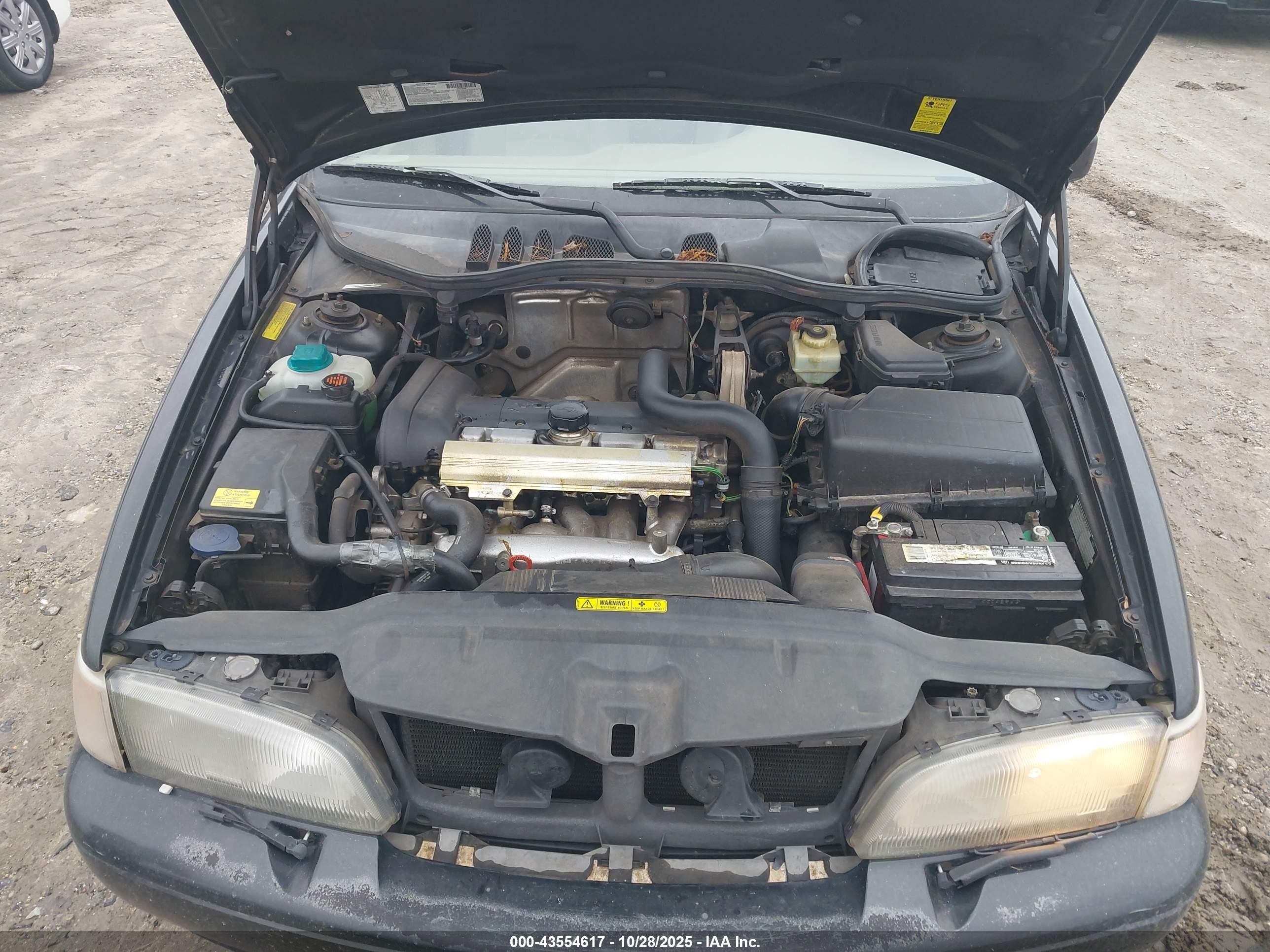 1999 Volvo S70 Glt Black vin: YV1LS56D2X1570918