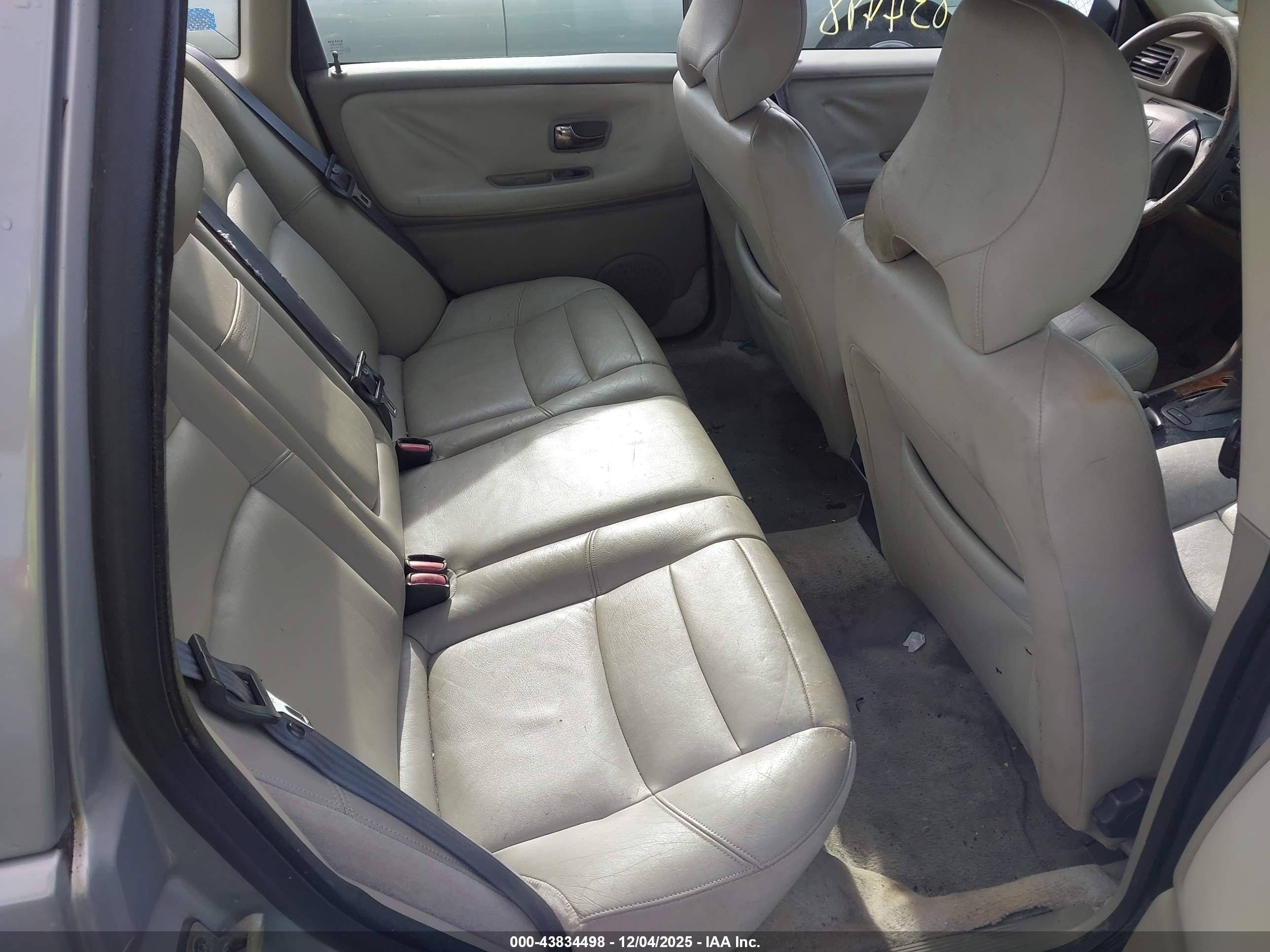 1999 Volvo S70 Glt Silver vin: YV1LS56D4X2568744