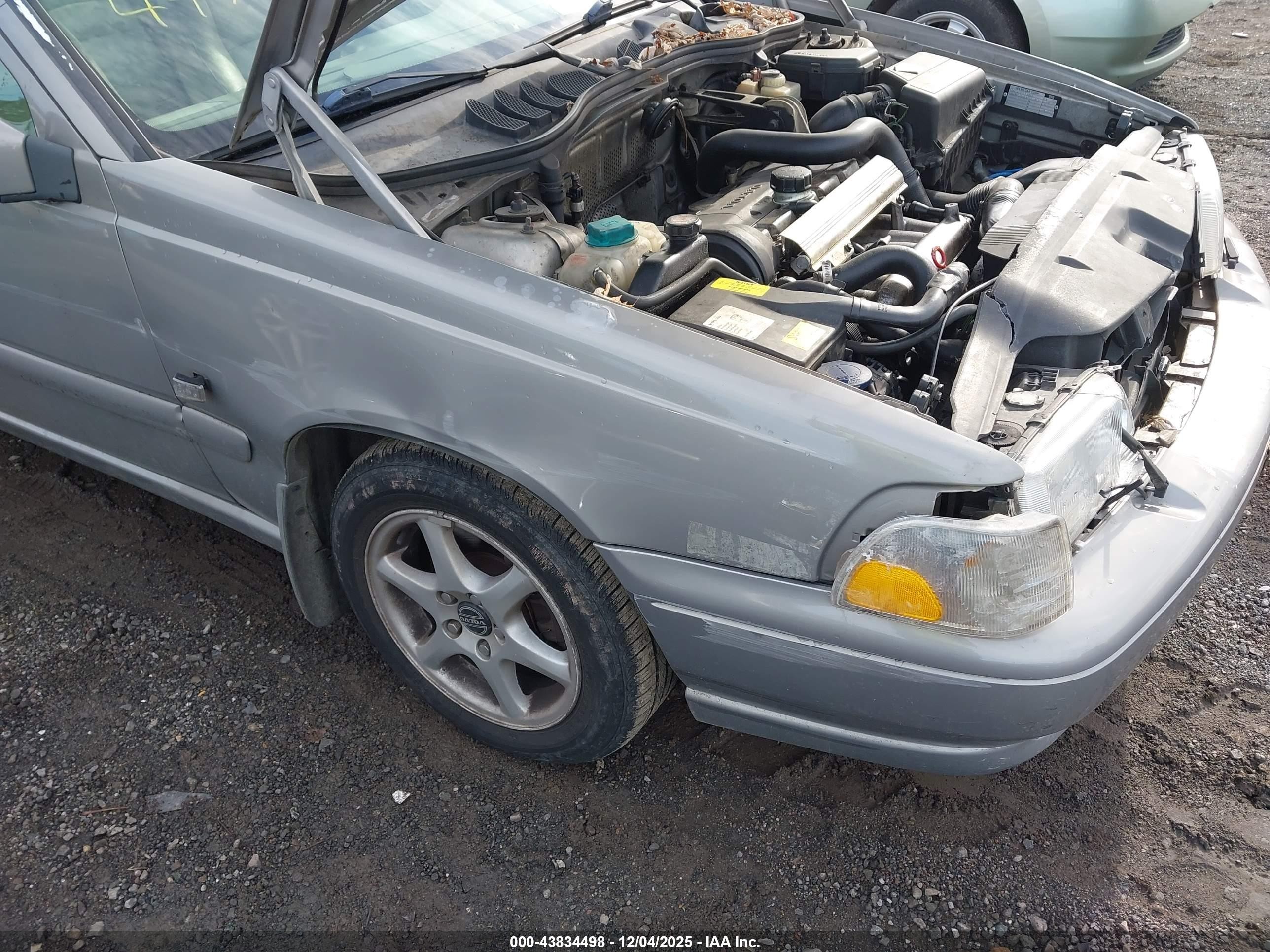 1999 Volvo S70 Glt Silver vin: YV1LS56D4X2568744